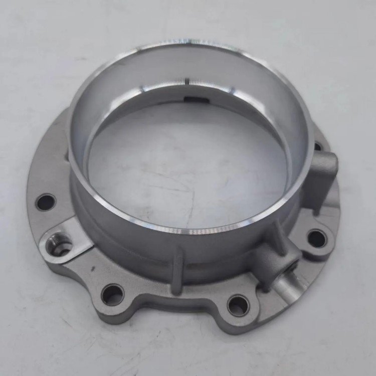 Good Price Original Heavy-Duty Truck Transmission Bearing Seat Back Head Part AZ2222100026