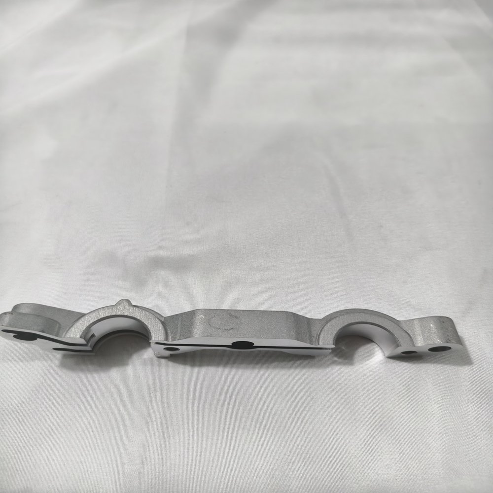 Mold Making/high-quality Aluminum Die-casting/CNC Machining/Customized Processing Services/Mitsubishi Camshaft Bearing Cover