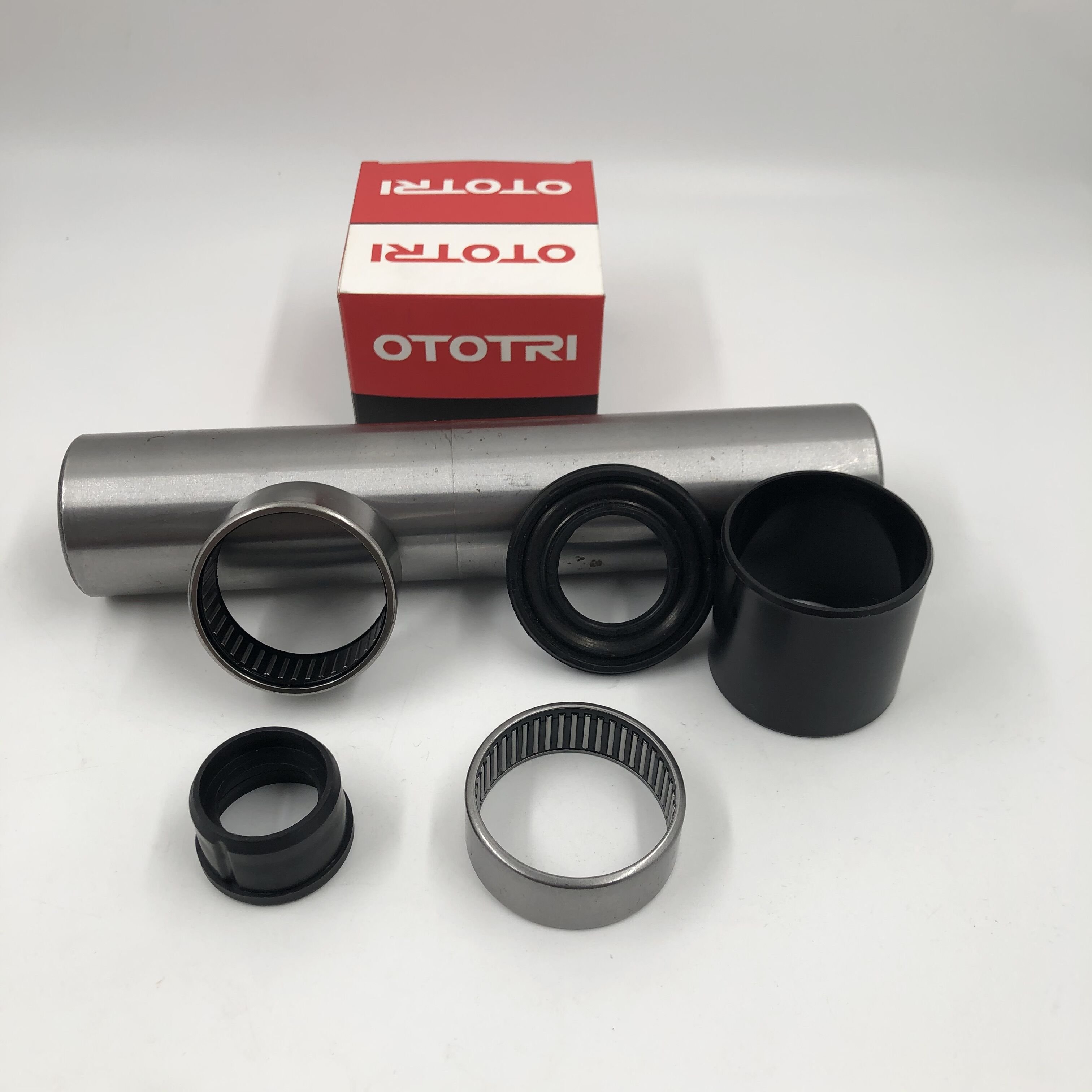 OTOTRI Hot Sal DB70216 5132.72/5132.65 DB47937EE 5131.45 Rear Axle Auto Needle Roller Bearing Set for Peugeot 205 306 307