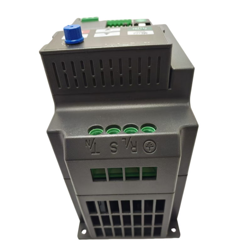 Smart Auto Drive Frequency Inverter Water Pump Single-Phase Input With Variable Speed Constant Pressure 380V 4.0KW Nominal Power