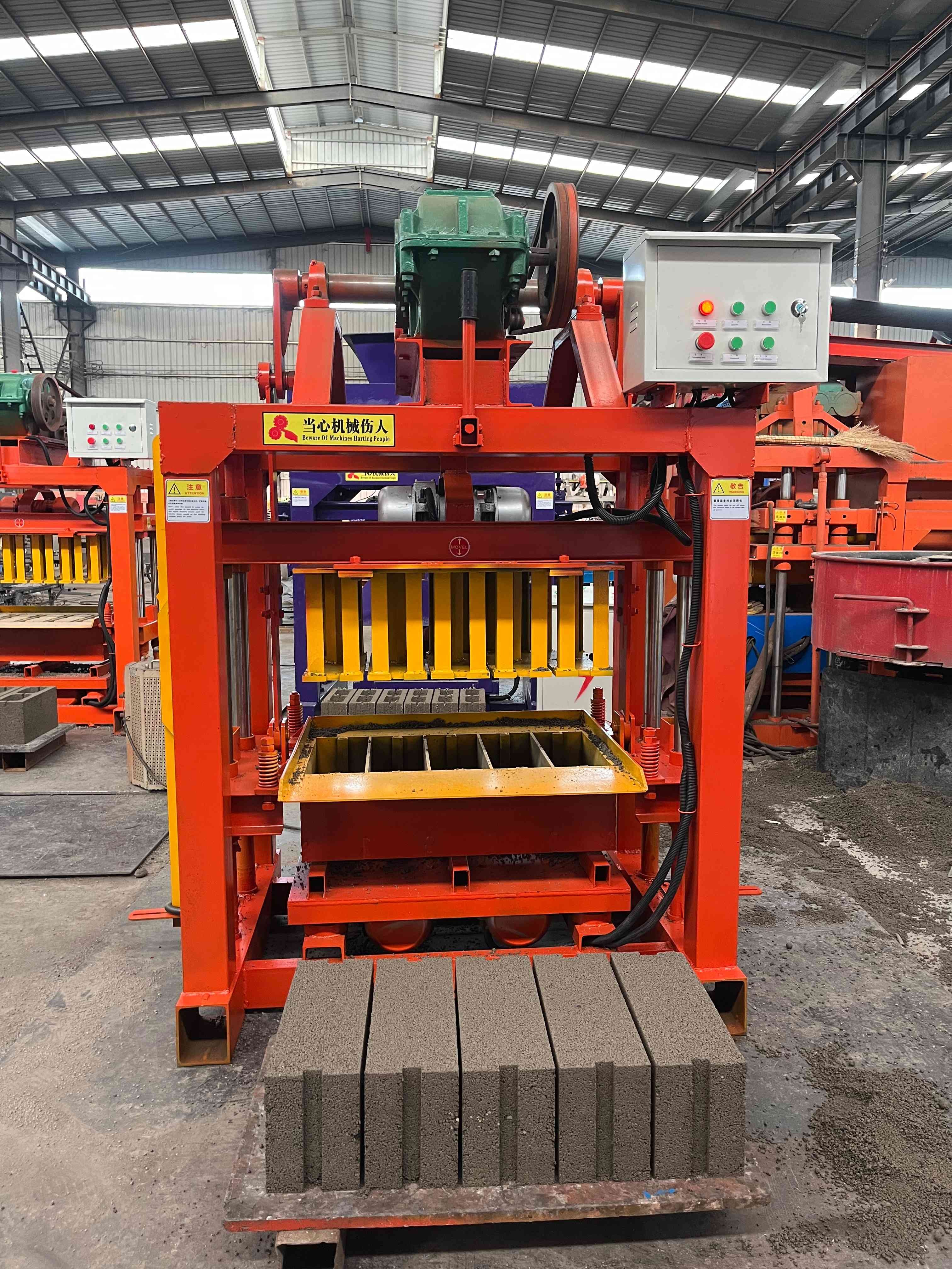 Small Interlocking Sacred Paving Cement Block Forming Machinery Semi-Automatic QT4 Model Sale in Africa