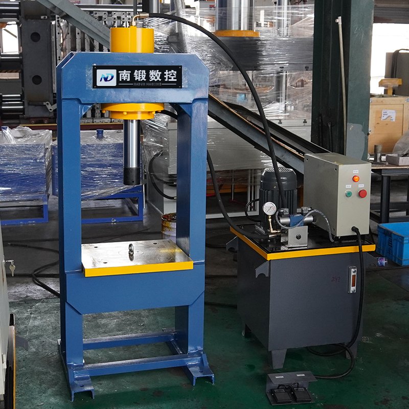 Nadun 63T Automatic Gantry Hydraulic Workshop Press Machine