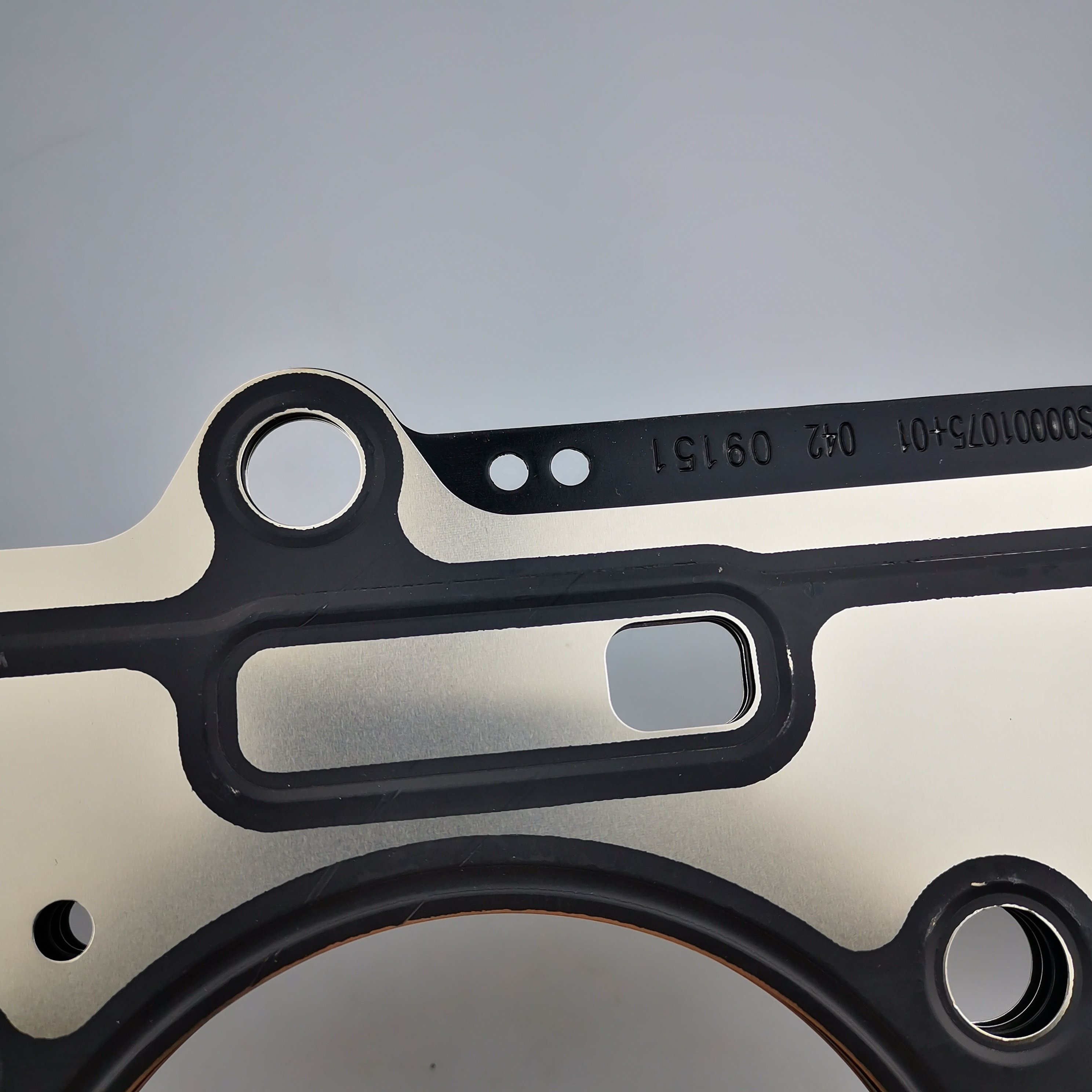 SAIC MAXUS V80 Original Cylinder Head Gasket 2 Holes S00001075