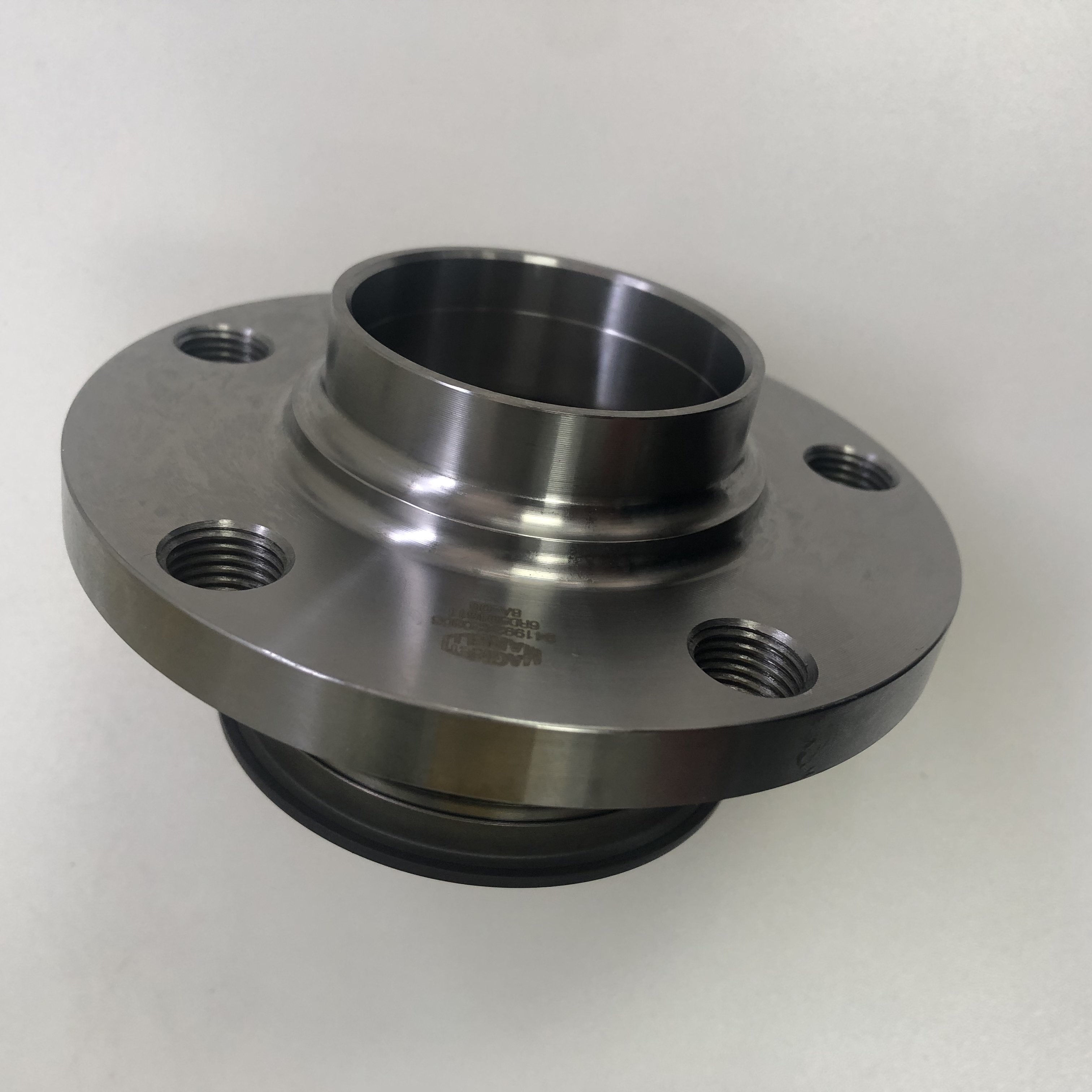 Auto Parts Magneti Mareli Wholesale High Quality Spares Car Drivetrains Rear Wheel Hub Unit Bearing Kit 6RD501611 for Skoda VW