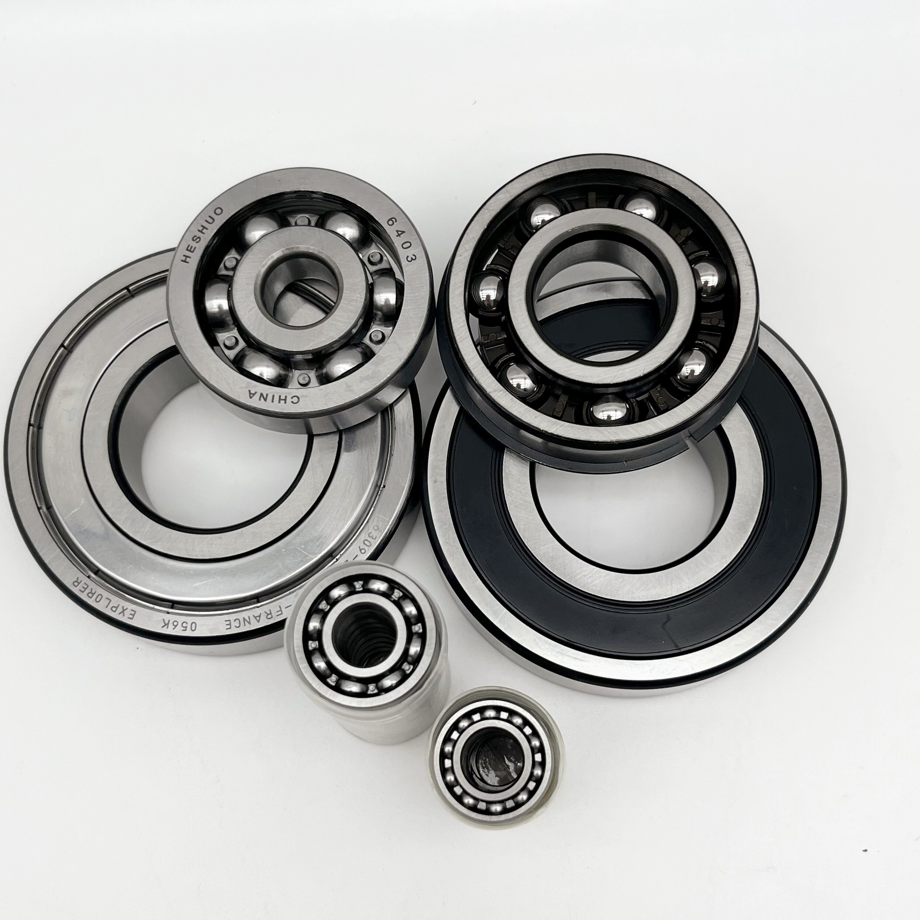 Auto Bearings 68206 Deep Groove Ball Bearing 68206 with Size 30x62x10mm