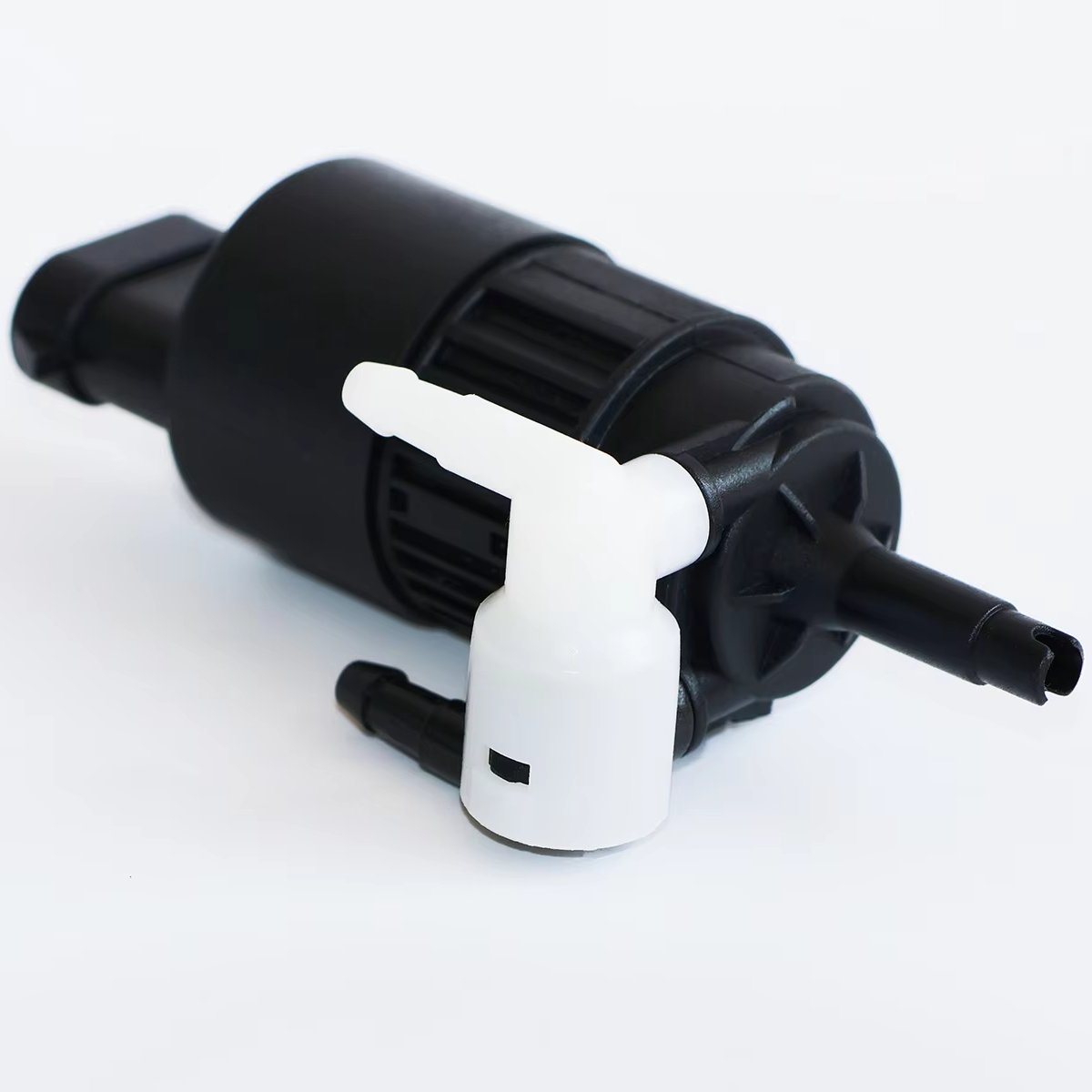 Auto Parts for Renault 7701048307 Twin Outlet Front and Rear Windshield Washer Pump with Brush Motor