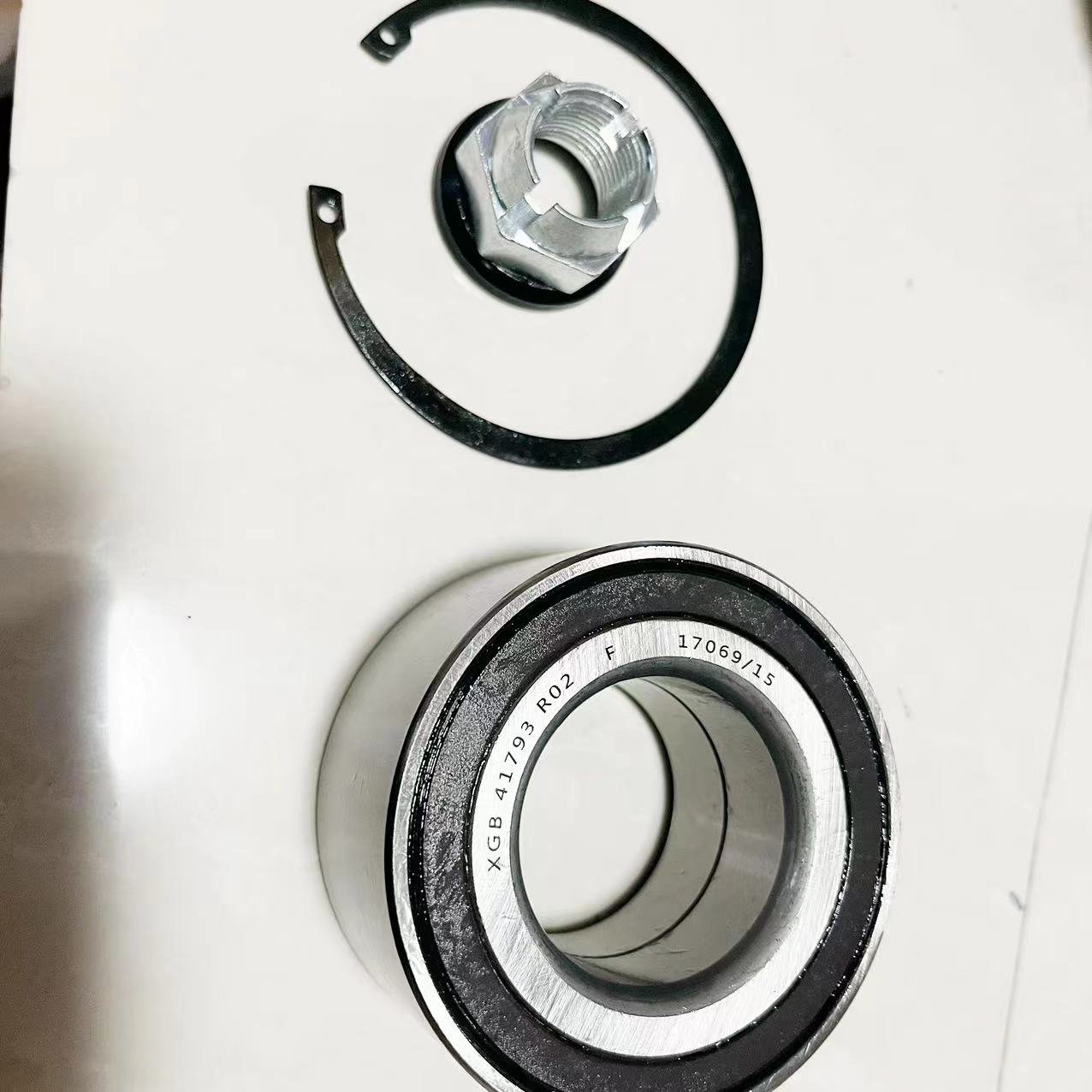 HUB BEARING FRONT 3885A040