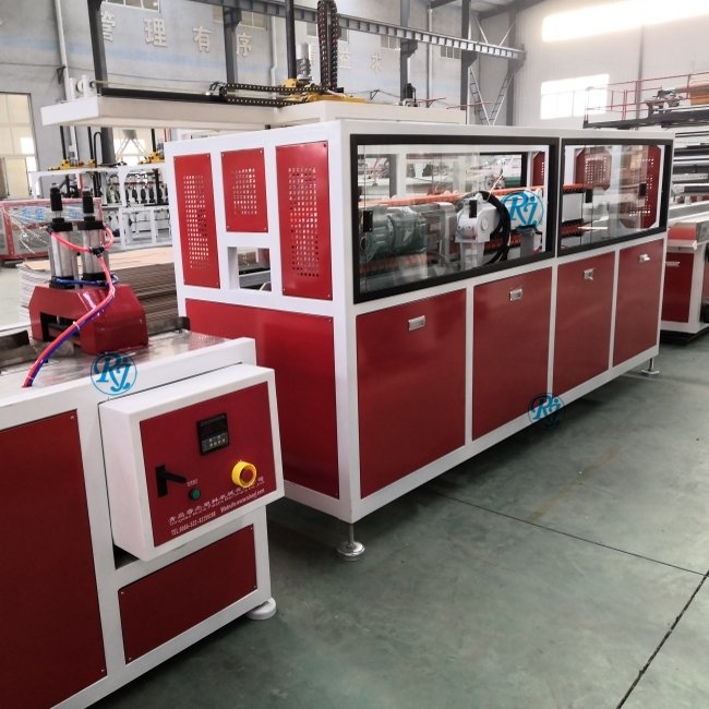 Hot Selling Upvc(plastic) Window and Door Frame Machinery