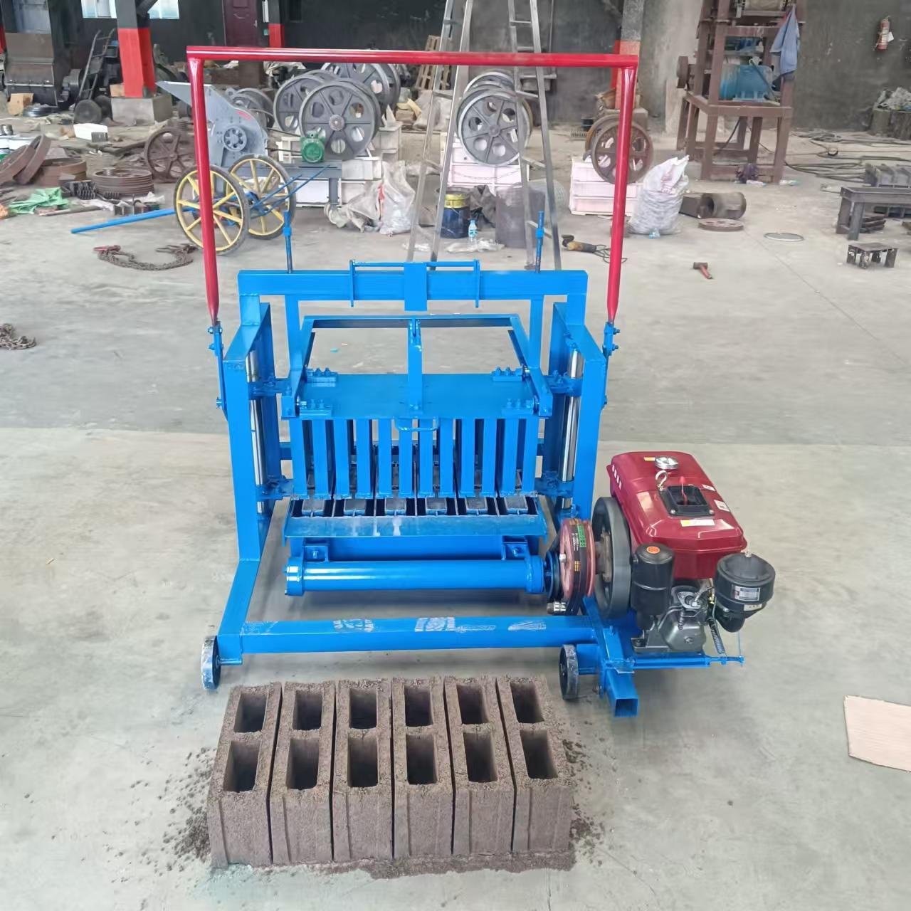 Hollow Concrete Block Making Machine Cement Brick Machinery Interlocking Block Machine Mobile Diesel Engine Brick Block Maker