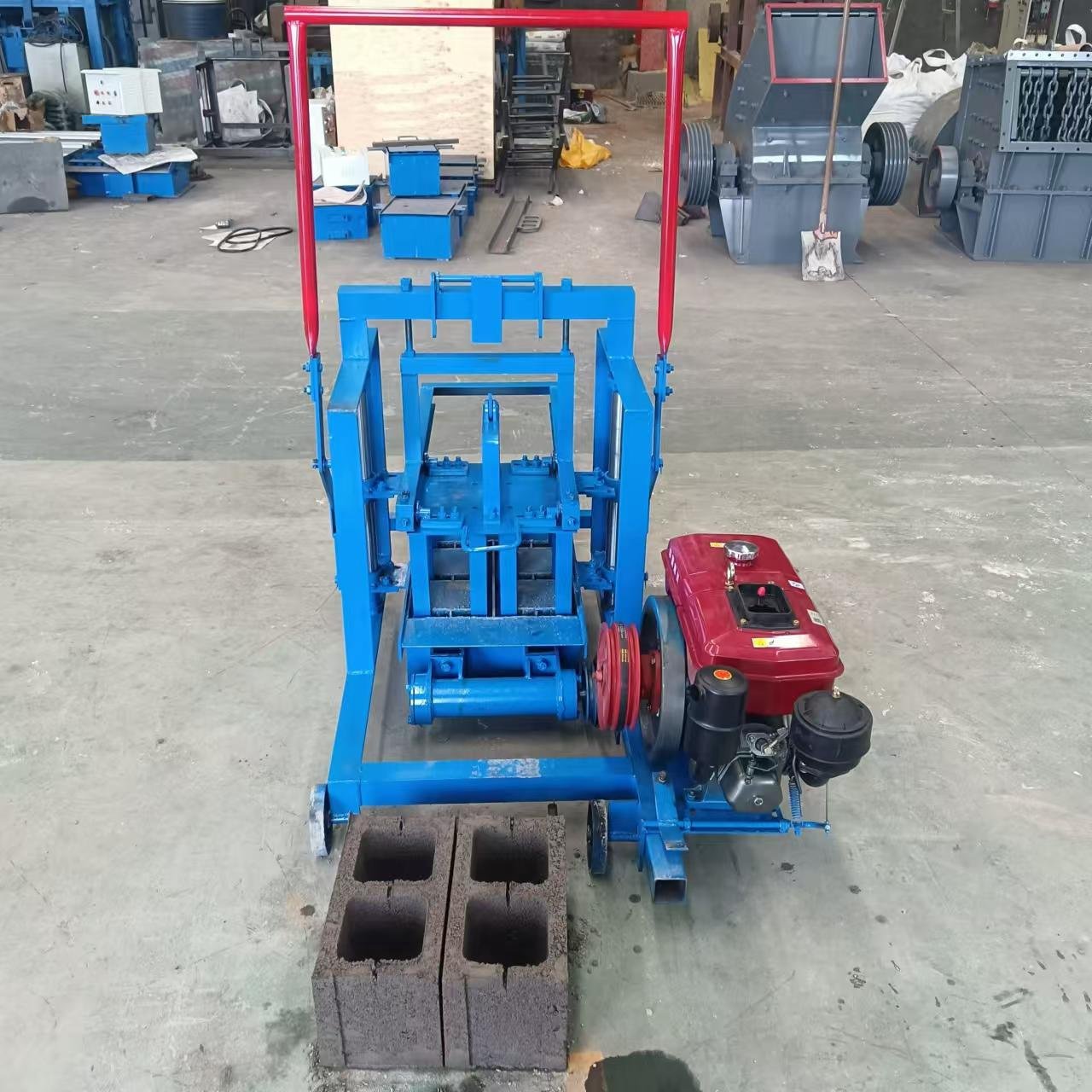 Hollow Concrete Block Making Machine Cement Brick Machinery Interlocking Block Machine Mobile Diesel Engine Brick Block Maker