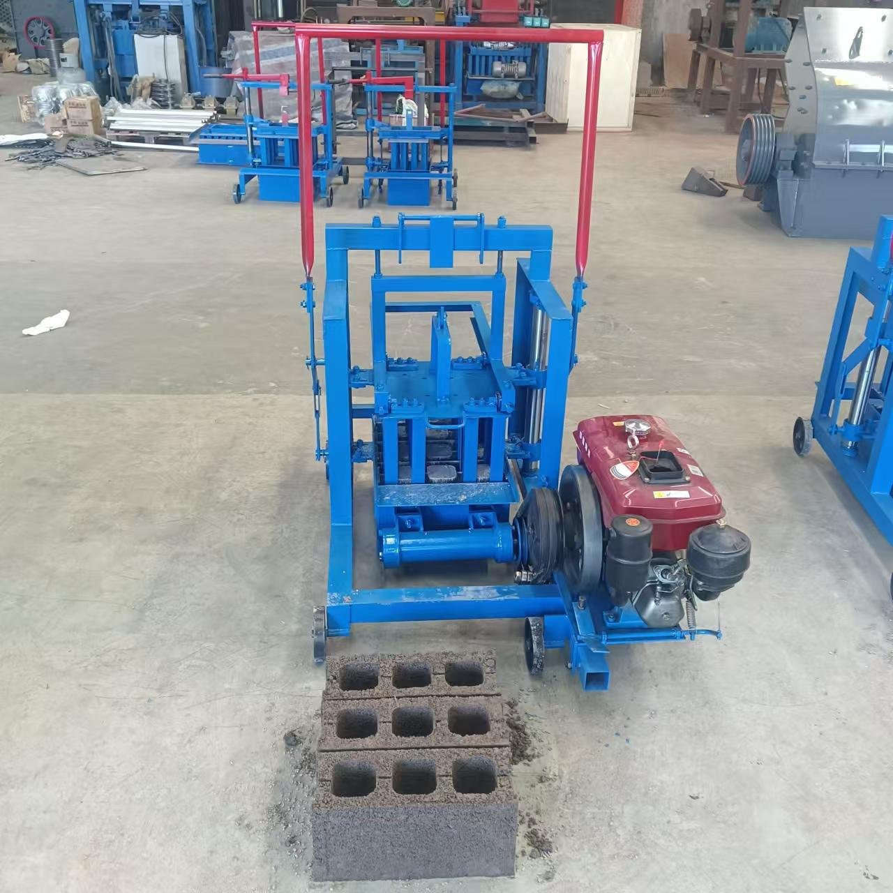 Hollow Concrete Block Making Machine Cement Brick Machinery Interlocking Block Machine Mobile Diesel Engine Brick Block Maker