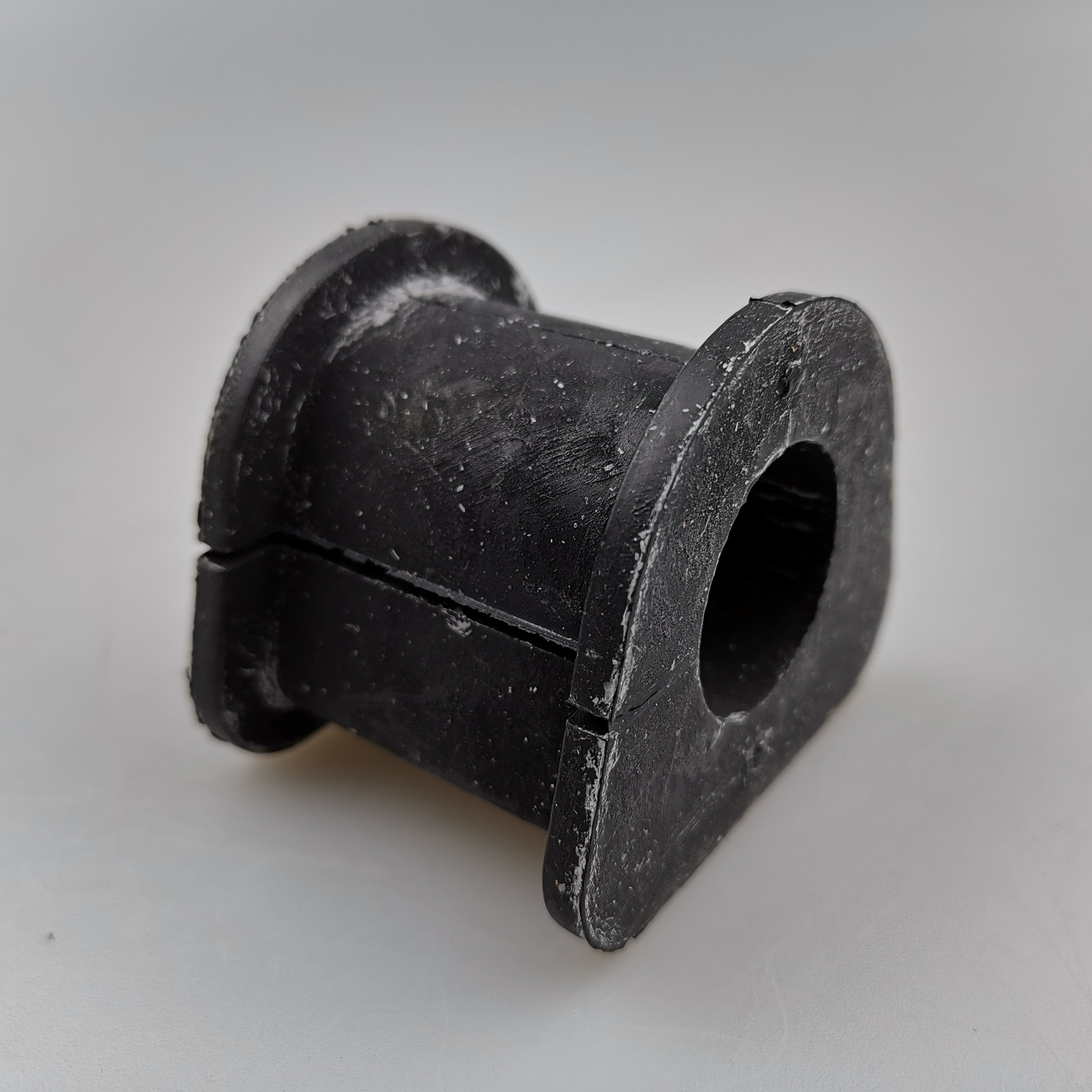 SAIC MAXUS T60 V80 Stabilizer bar Bushing C00047999 C00001205