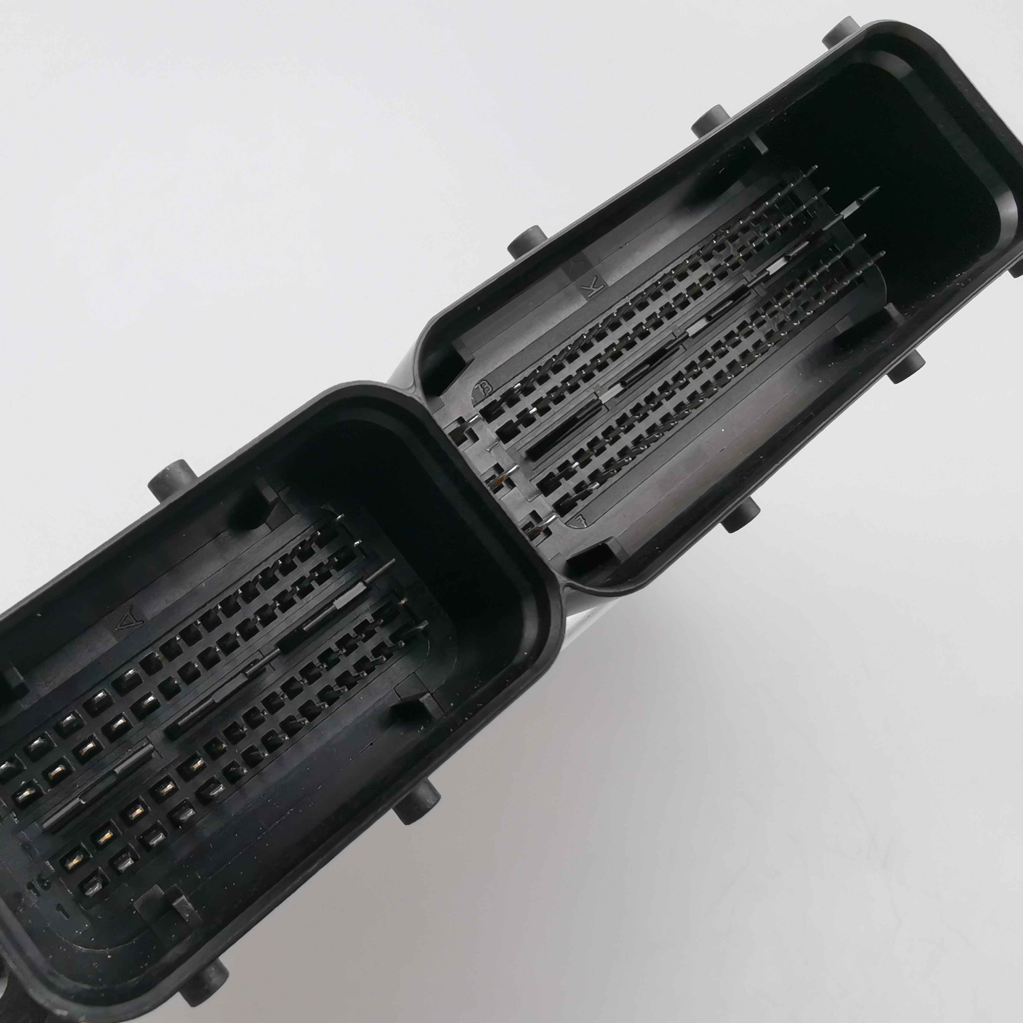 SAIC MAXUS T60 ECU Original Engine Control Module 0281033575 C00182568