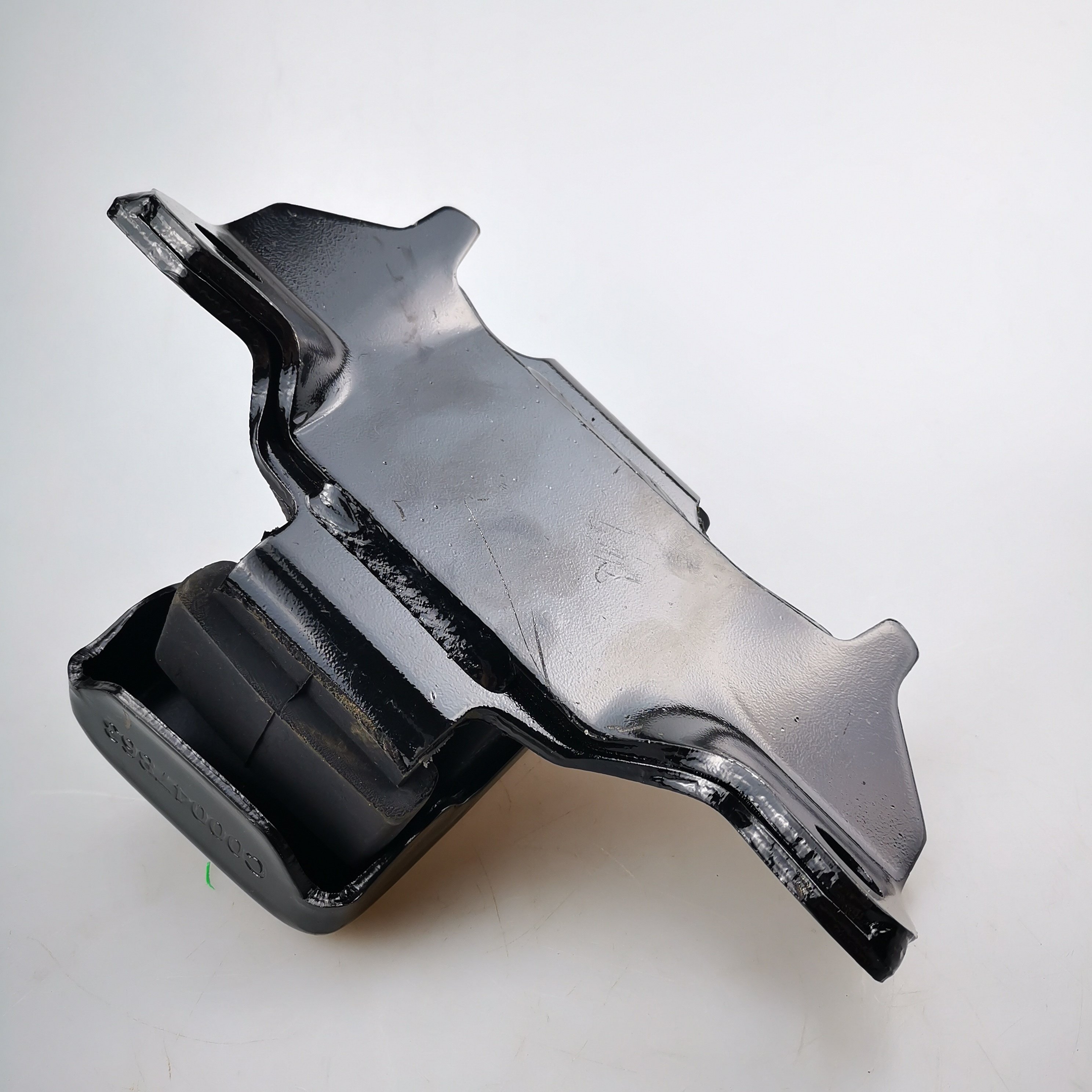 SAIC MAXUS T60 Right Front Engine Mounting C00047862 C00047863