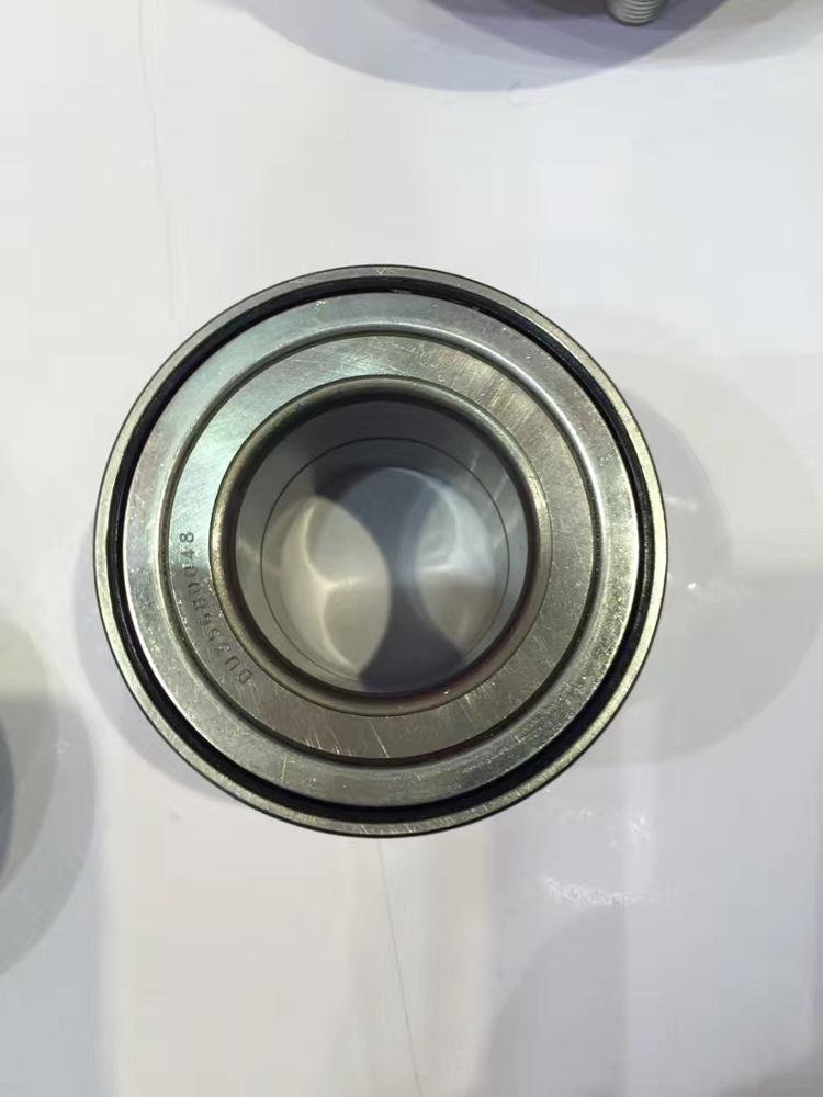 Auto Bearing Price Wheel Hub Bearing BAHB 636114 a Sizes 34*66*37 mm