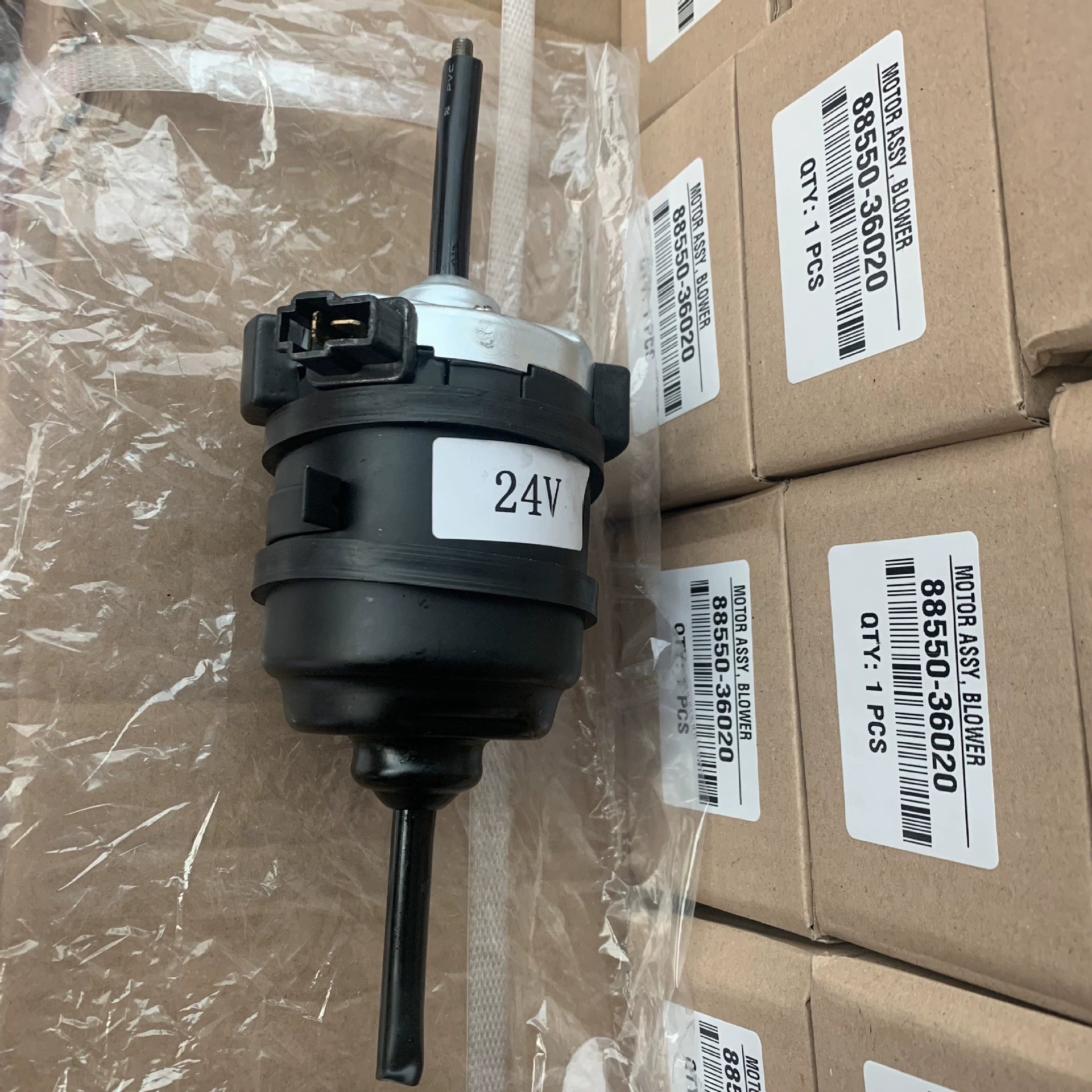 88550-36020 8855036020 Blower Fan Motor for Toyota Coaster Bus Spare Parts INCE000036