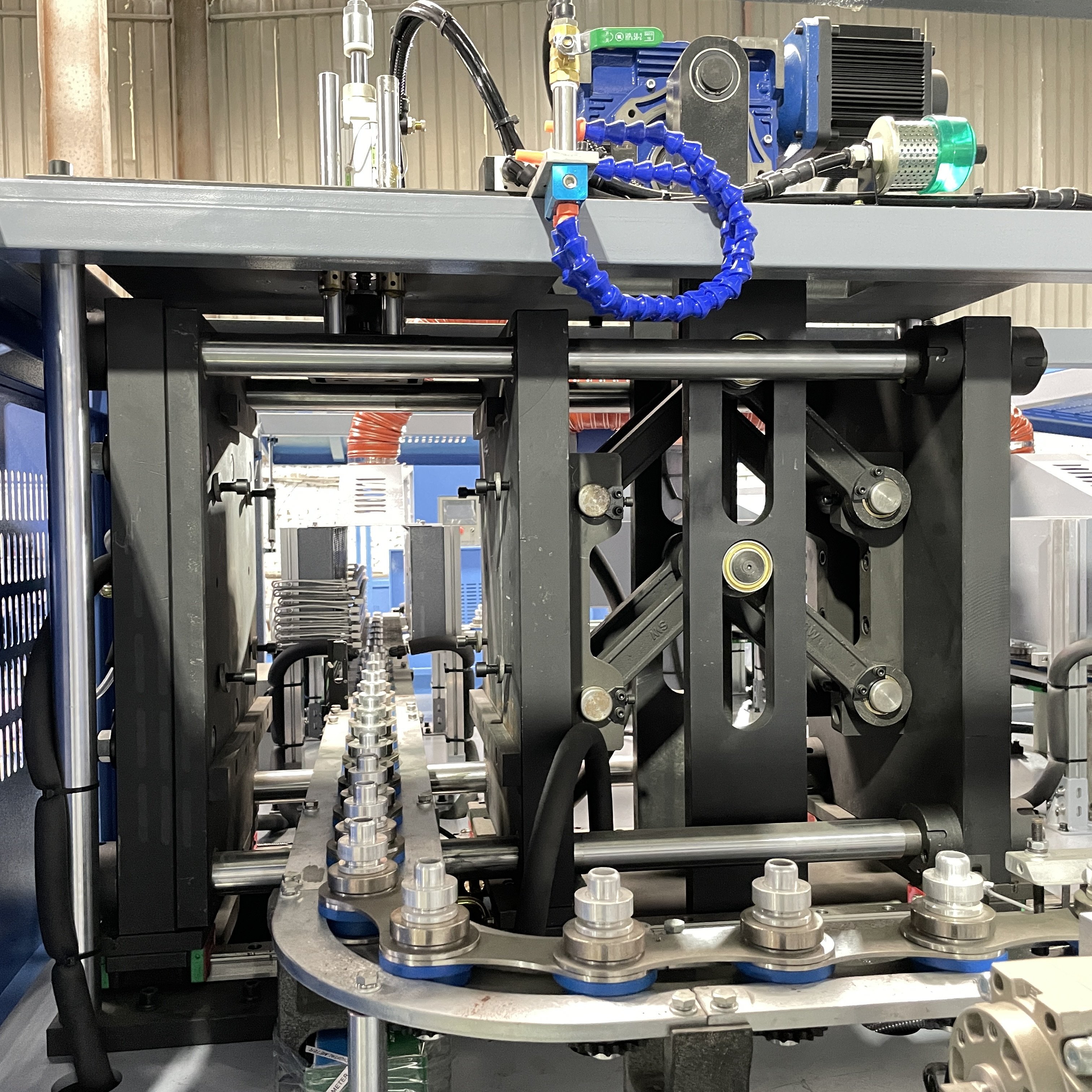 Low Price Pet Bottle Blower Auto Blow Molding Machine Bottle