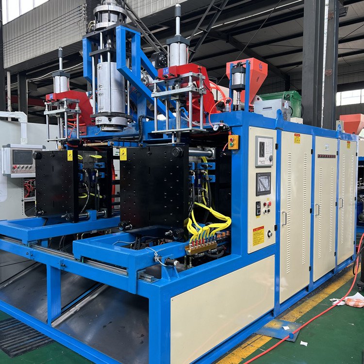 1L 4L 5L Car Engine Oil Can Hdpe Auto Oil Canister Plastic Pe Motor Oil Bottle Extrusion Blowing Make Machine