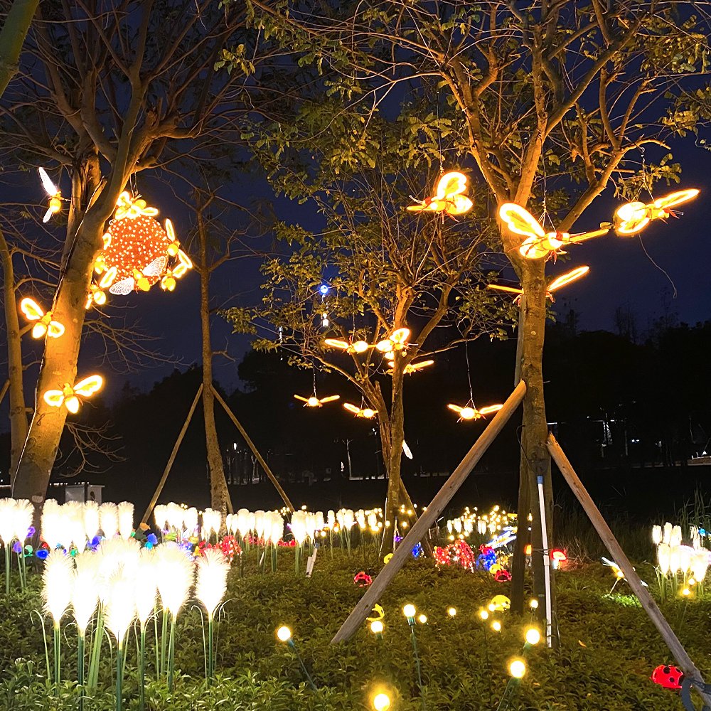 Vibrant Unique Realistic Yellow Dynamic Bee Ant Led Decorative Outdoor Light Decorations Ramadan Garden for Christmas Holiday
