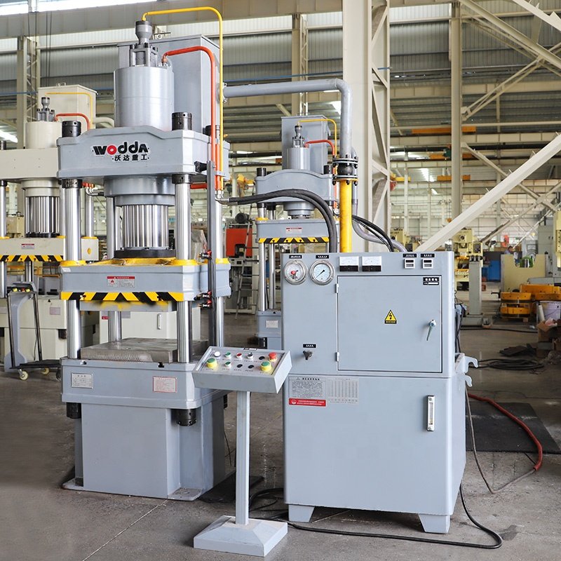 250 Tons Hydraulic Press Machine Three Beams Four Columns Oil Press Machine