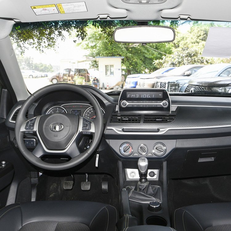 Wholesale Price GWM Fengjun 7 2.0T Manual diesel Gas Car Great Wall Safe Motor Wingle 7/5/h6/3 Pickup Truck Auto in Stock
