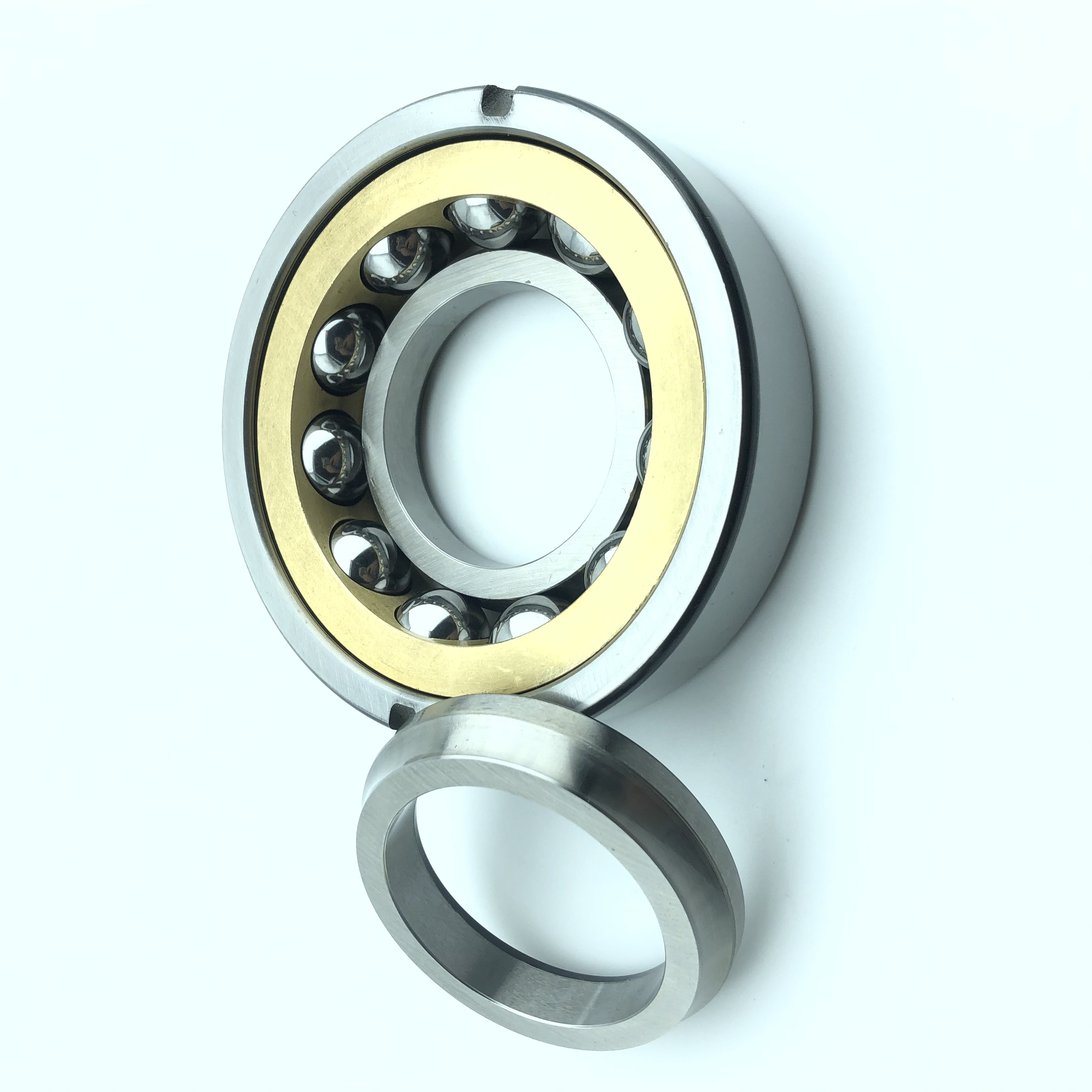 New Factory Brass Cage High Precision Angular Contact Ball Bearing QJF240M QJF240 QJF310 for Automobile Engine