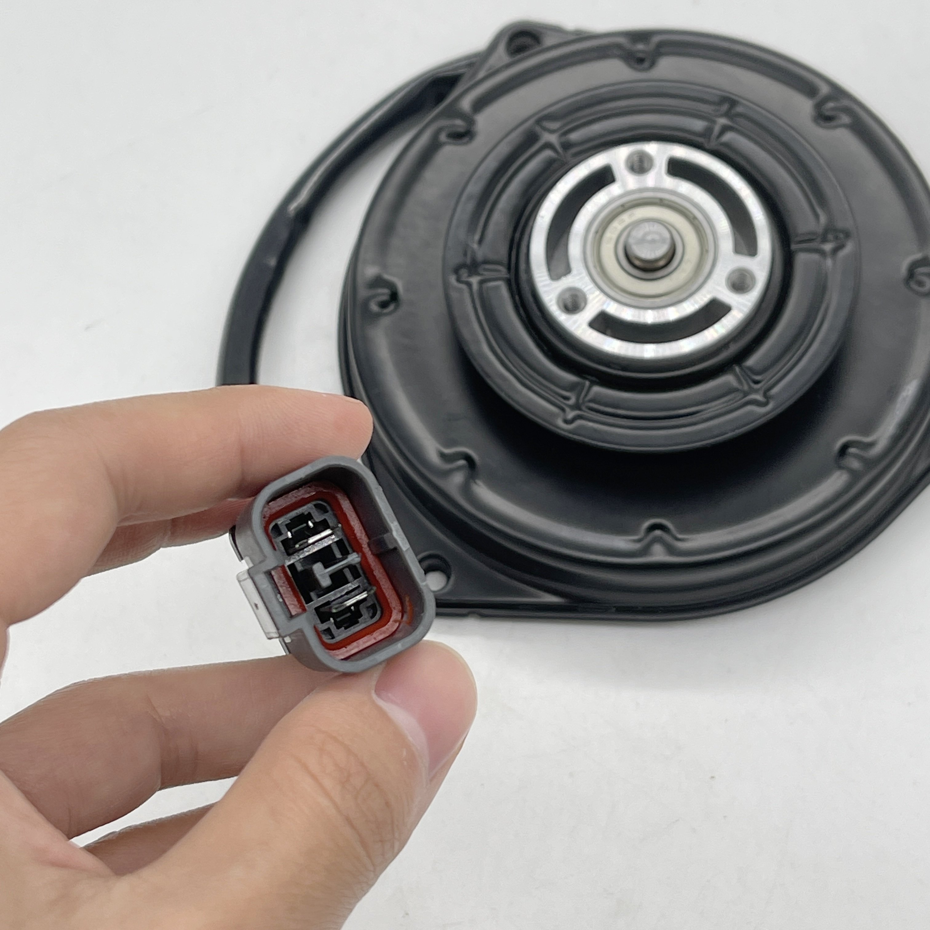 High Quality Auto Cooling Radiator Fan Motor for Toyota Corolla 2005 OEM 065000-2492 0650002492