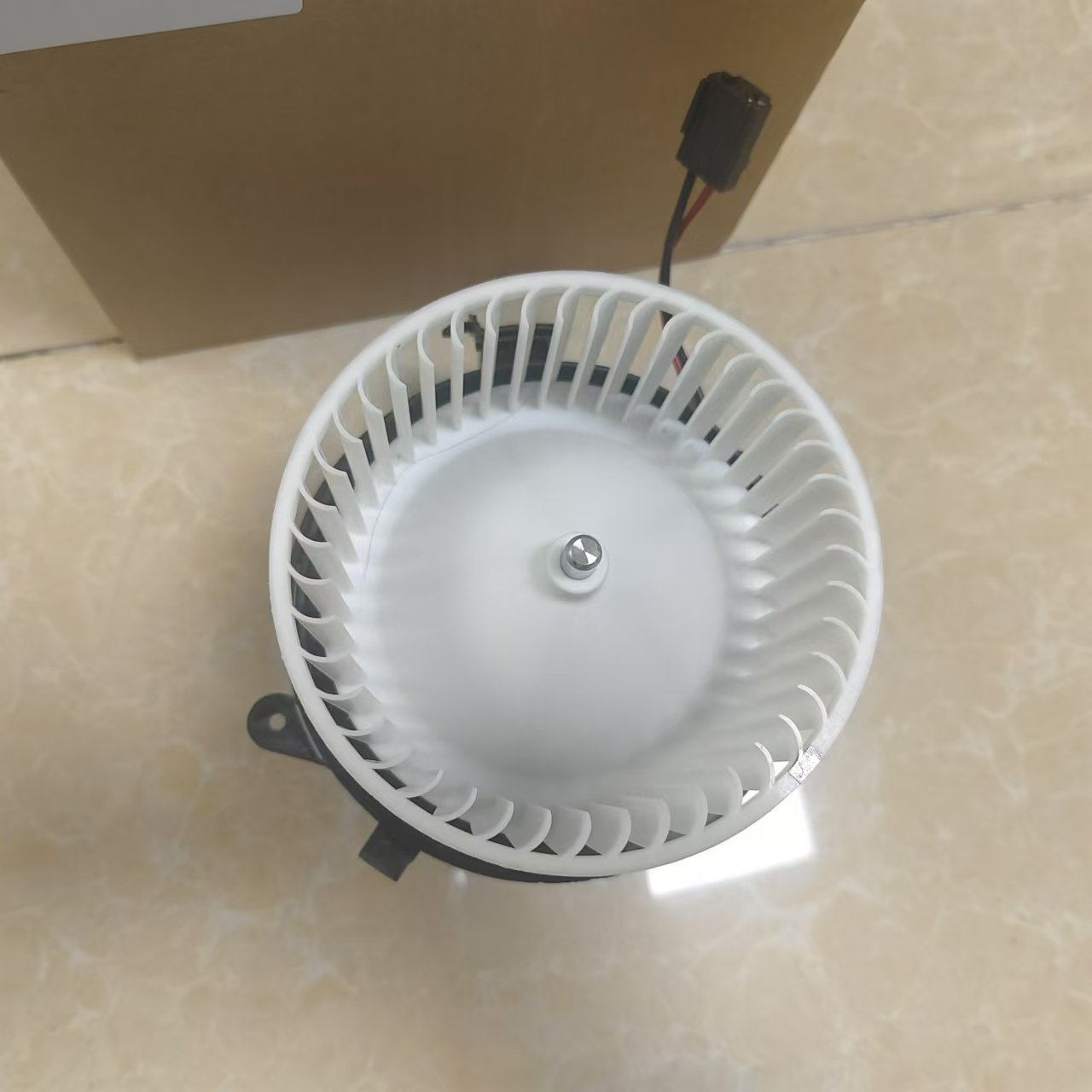 Fan Blower Motor 2128200708 for Mercedes Benz C180 E E 250 C C300