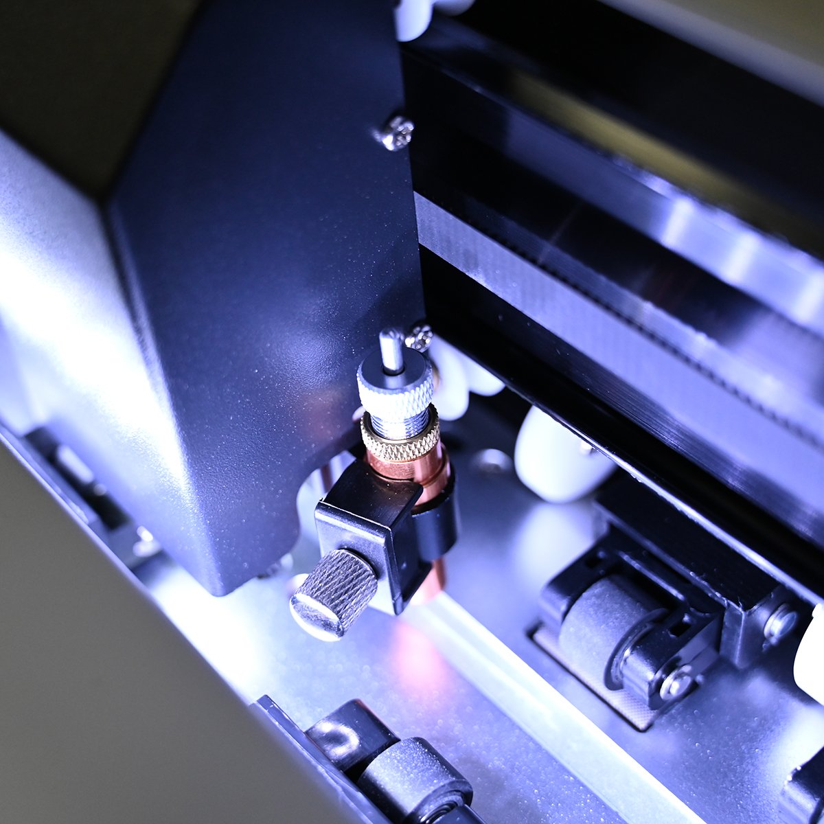 New Digital Servo Motor High Speed Plotter Multi Sheet A4 A3+auto Feeding Label Die Cutter Vinyl Sticker Die Cutting Machine