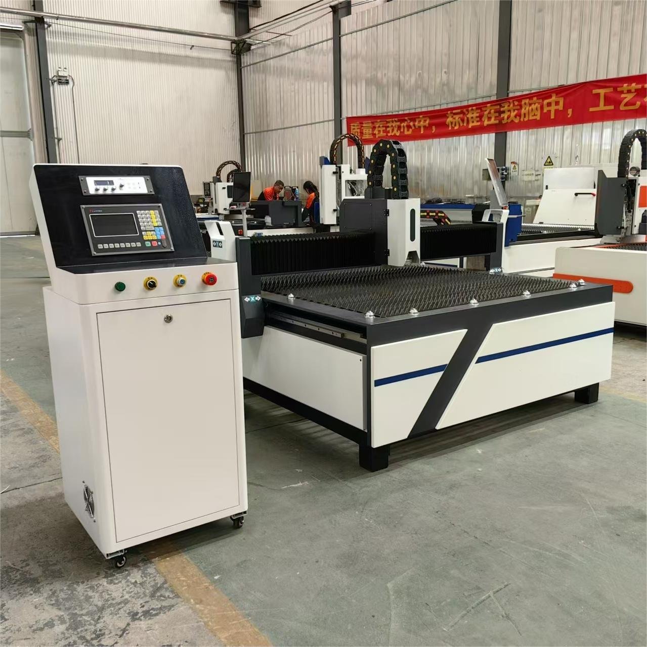 Cheap Price ! 1325 1530 Cnc Router Plasma Cutting Machine 63 a 100A Power Source/DSP Control System