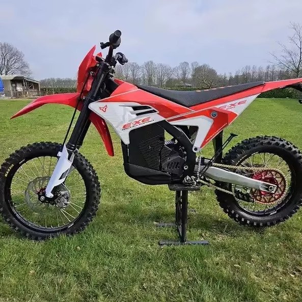 Arctic Leopard EXE 880 Extremely Strong Power 27KW/37KW 74V75Ah 95V53Ah CHEETAH Electric Racing Bikes Off Road Dirt Bike