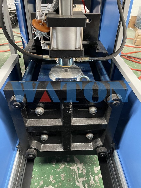 NEW MS-10L Cheap Price PET Blow Molding Machine Water Bottle 400BPH Semi Auto Blowing Machine