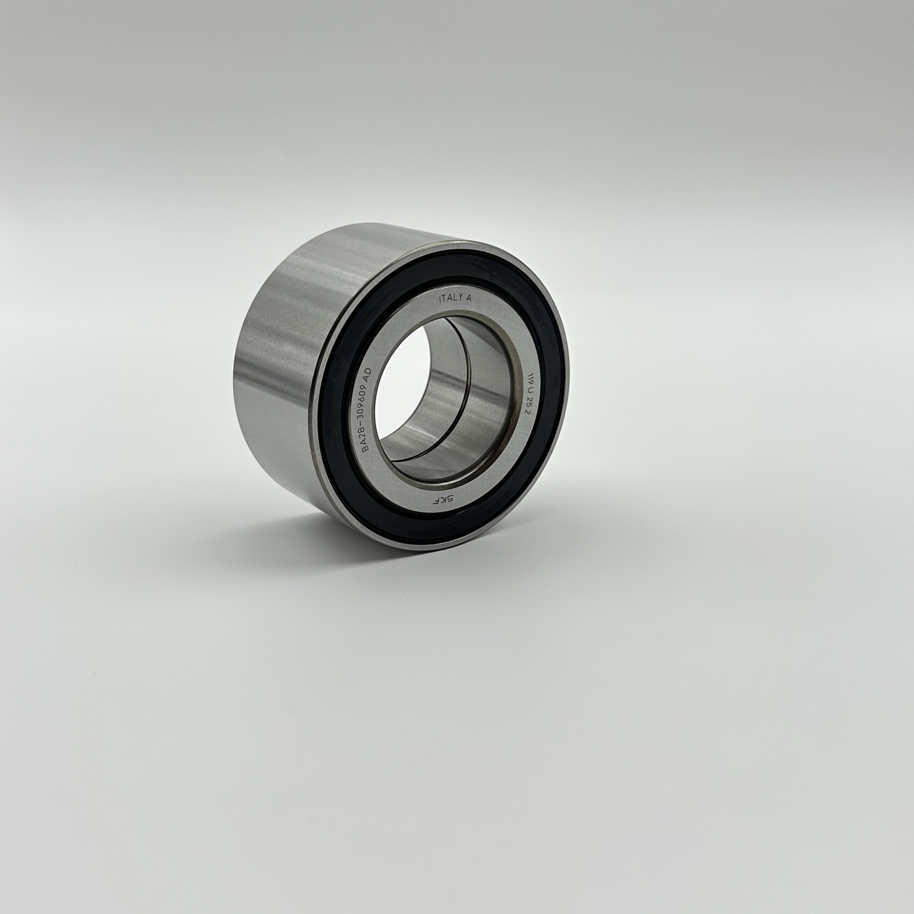 In Stock Auto Front Wheel Hub Bearing for Benz BMW Haval Hyundai Mitsubishi Honda Toyota Suzuki Buick Hyundai Nissan Haval