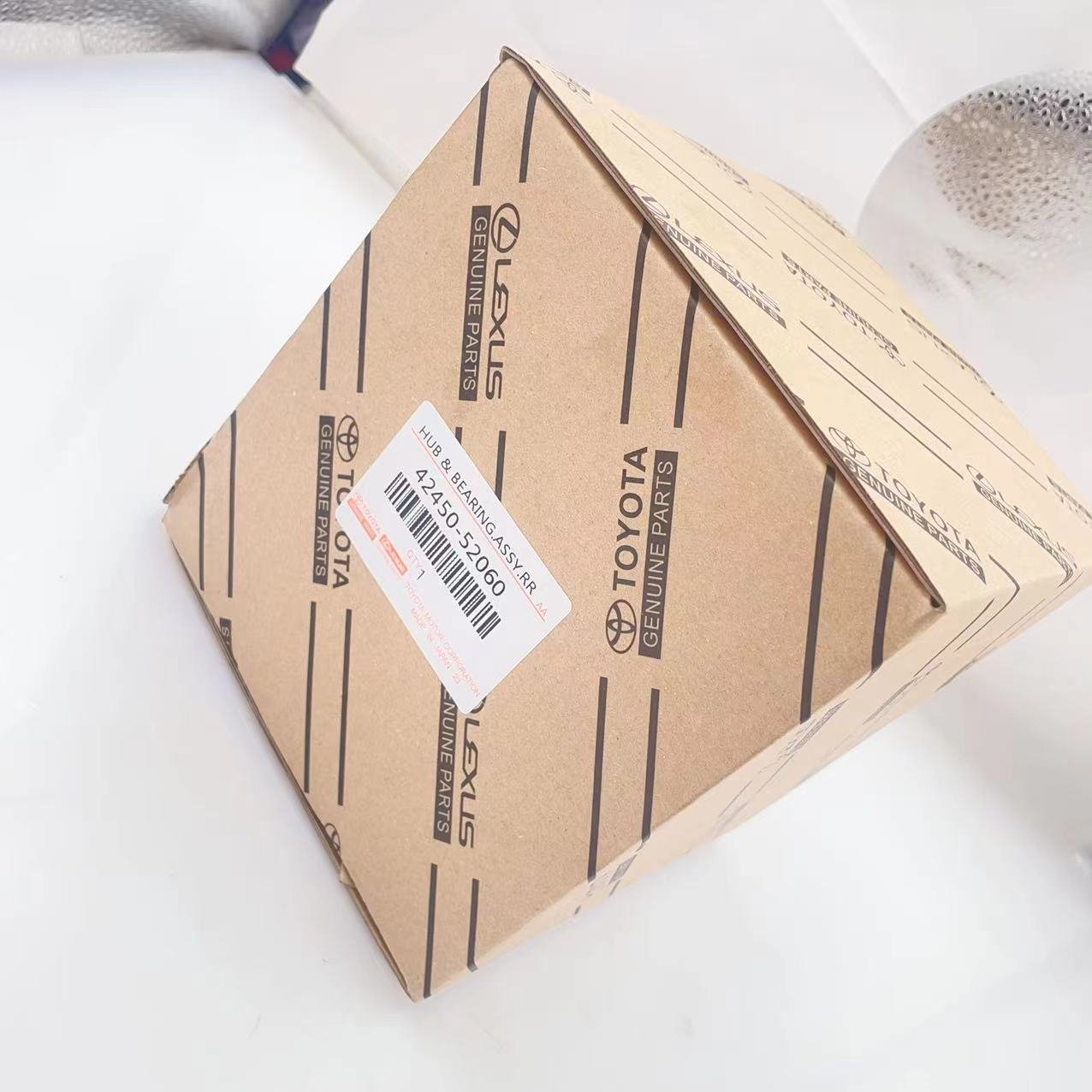 Bearings Manufacture Auto Spare Parts Hub 42450-52060 42450-0D050 42450-0D060 VKBA6828 Rear Wheel Hub Bearing Assembly Bearing