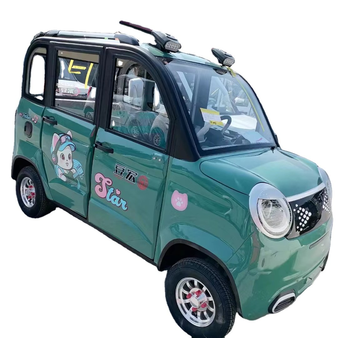 China Cheap Price 2 or 3 Passenger Transport Vehicle Electric Scooter 3/4 Wheel Tricycle Auto Rickshaw Taxi Tuk Tuk for Sale