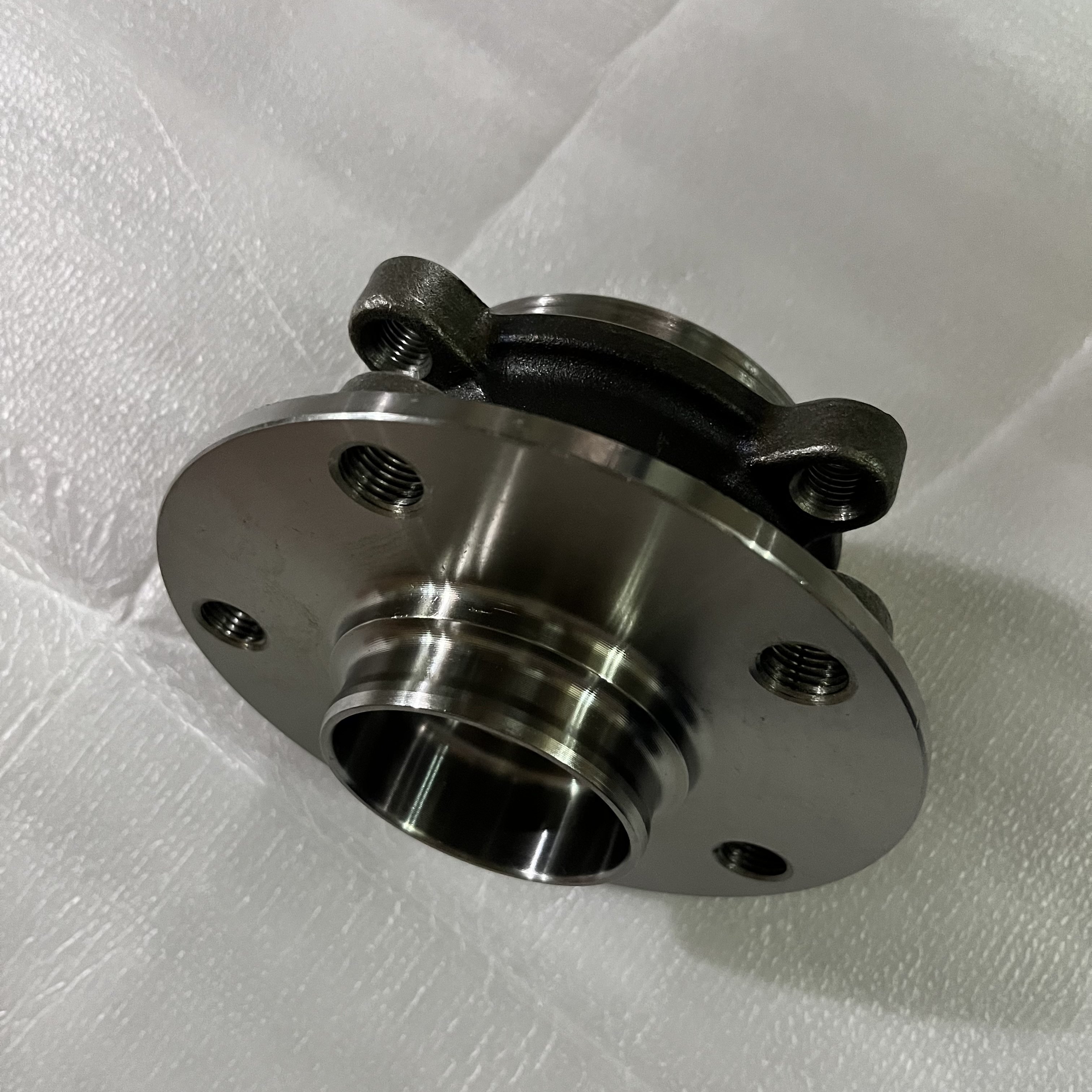 Best Quality Rear Wheel Bearing Hub Assembly Hi Ace for Mg GS Roewe RX5 10094080
