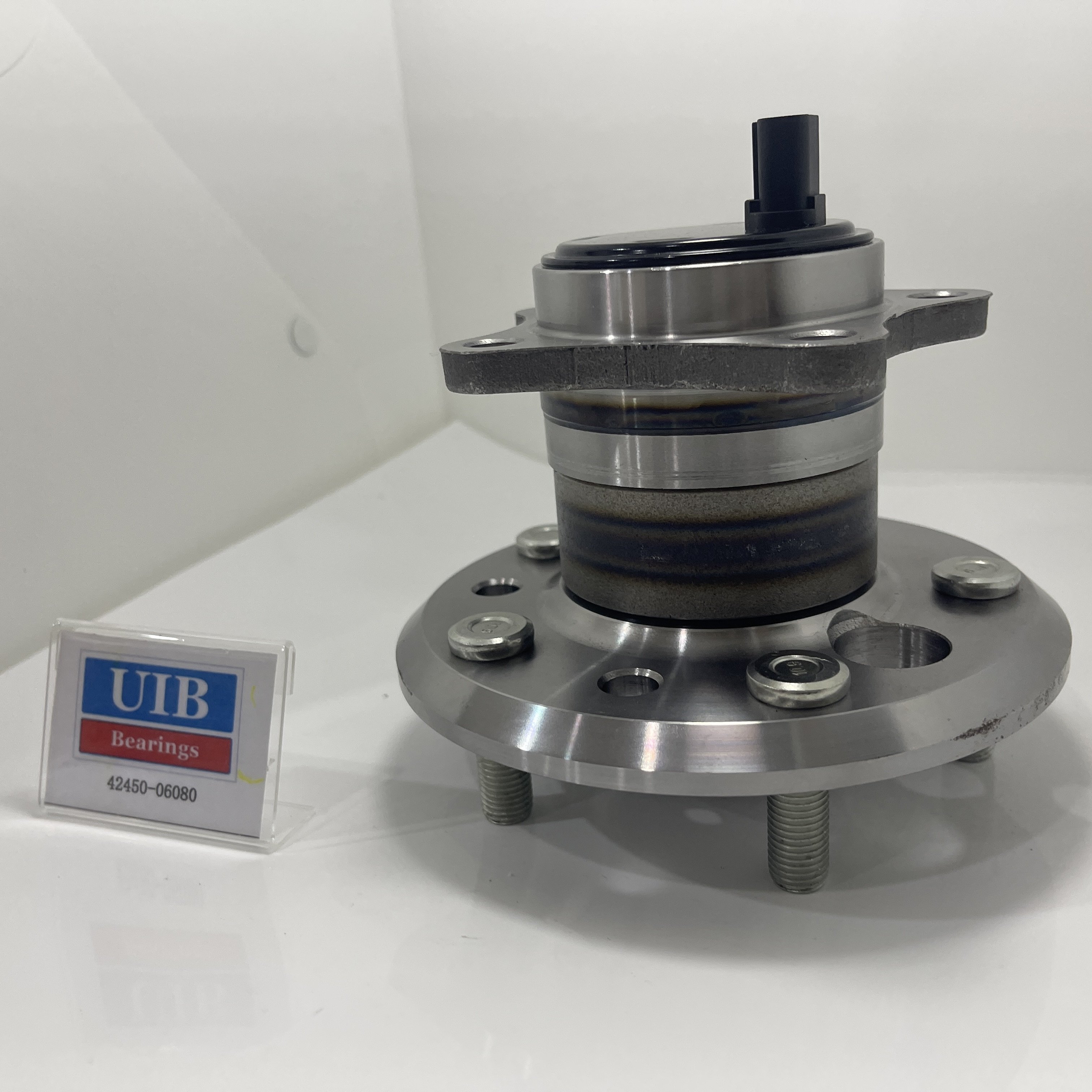 WHEEL BEARING HUB UNIT OEM 42450-06080 High Quality Bearing Factory