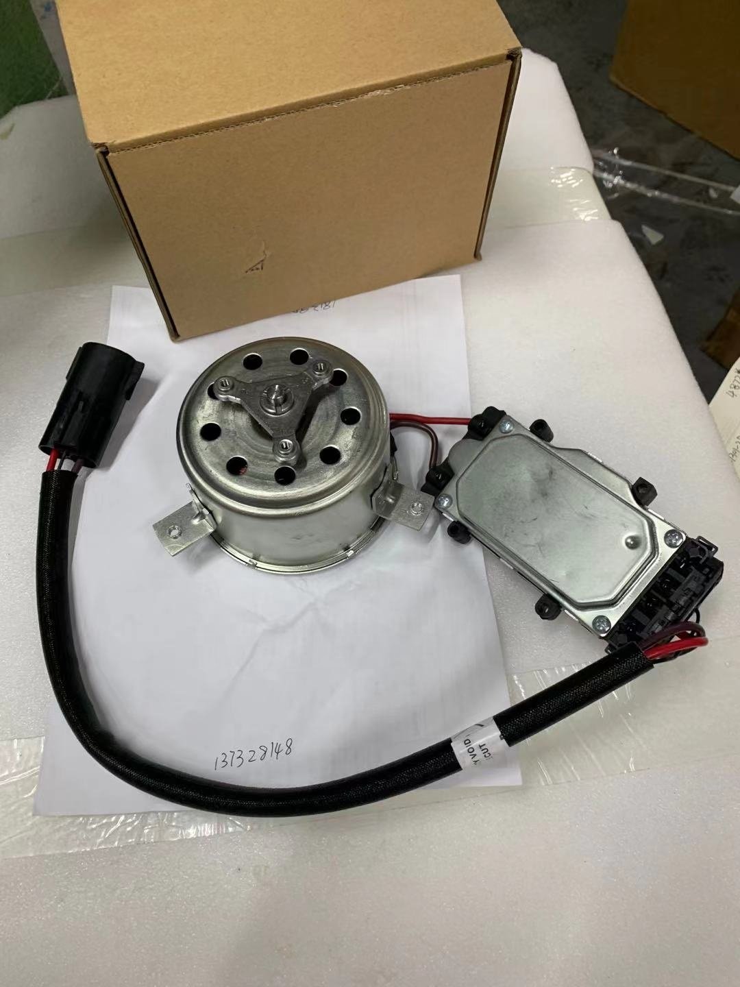Fan Motor 137328148 for Ford Focus