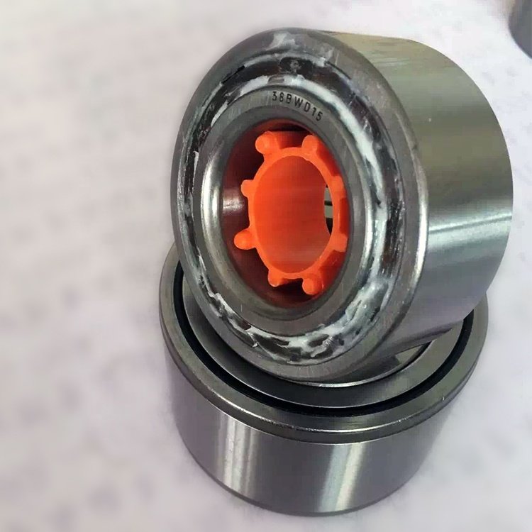 Made in Japan Auto Bearing DAC3570W-1CS72 Wheel Hub Bearing DAC3570W-1CS72 Bearing Hub