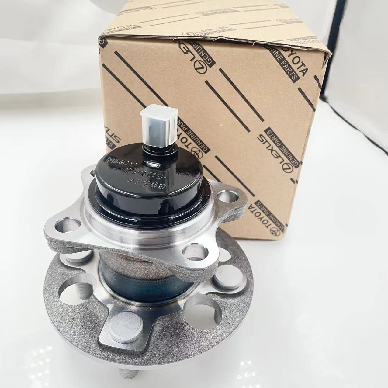 Car Bearings Manufacture Auto Spare Parts 42450-52060 42450-0D050 42450-0D060 VKBA6828 Rear Wheel Hub Bearing Assembly Bearing