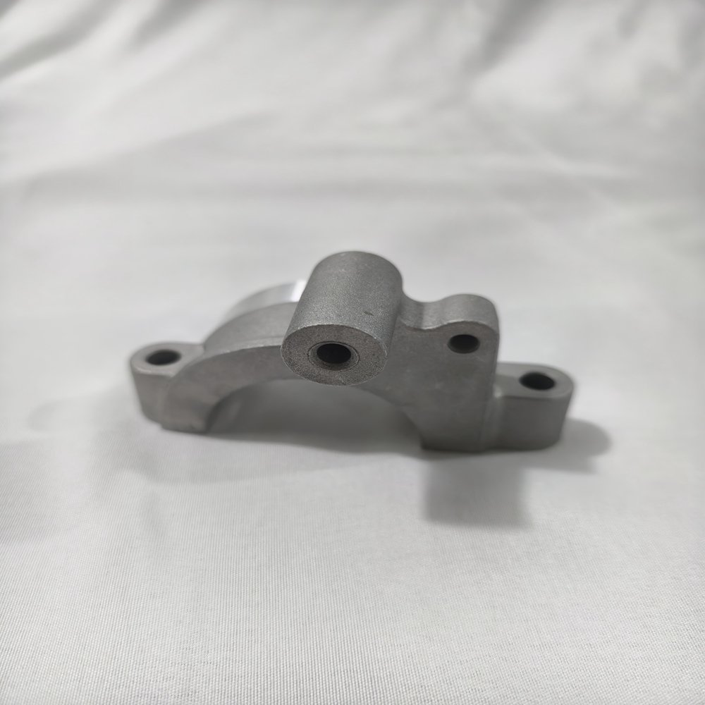 High Quality New Engine Parts Intake Camshaft Shell Camshfaft Cover Cylinder Head