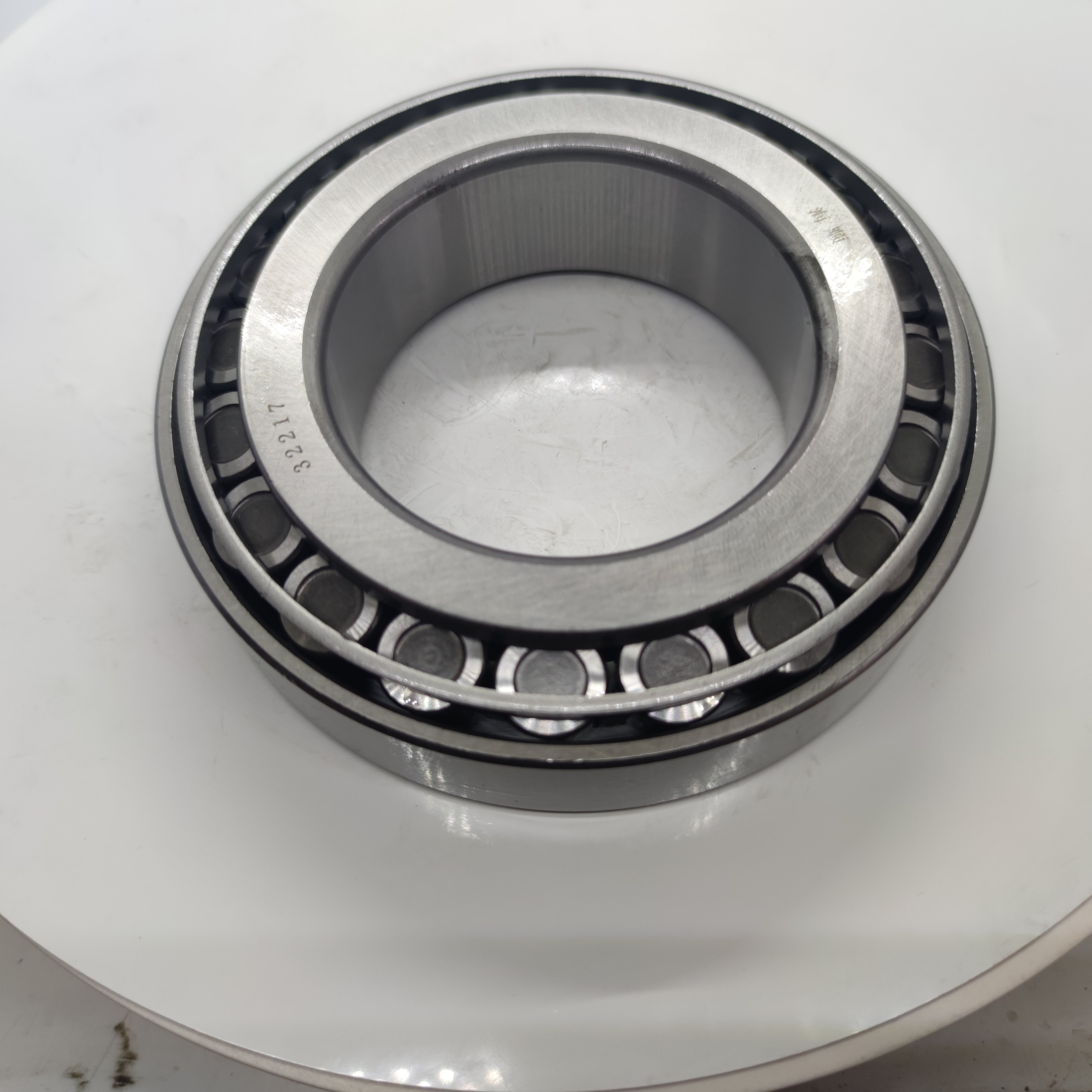 OEM Brand Factory Price Auto Bearing Tapered Roller Bearing 32217