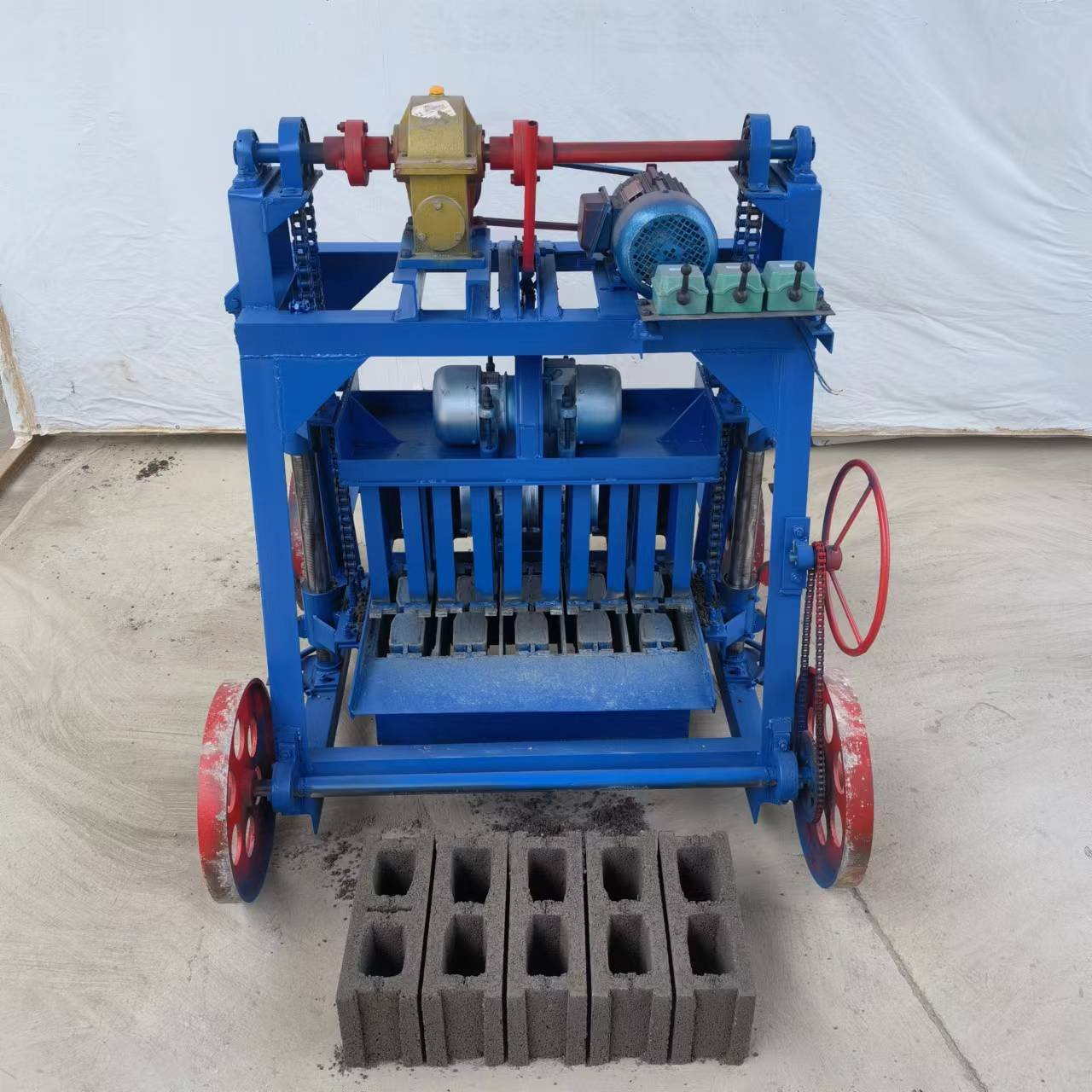Small Semi-Automatic Interlocking Fly Ash Brick Making Machine Engine Core Component for Hollow Block Production