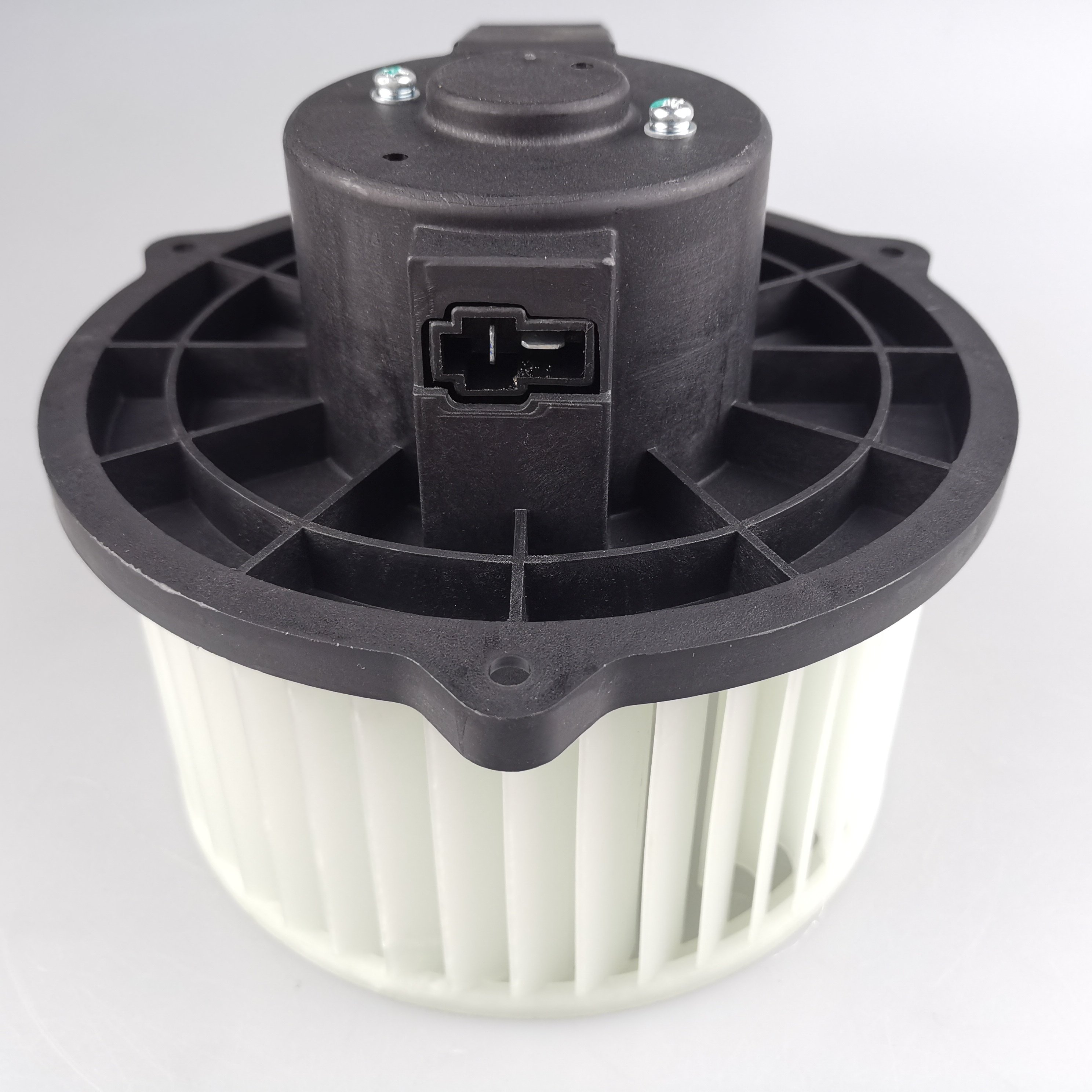 SAIC MAXUS G10 Front Blower Assembly C00074203