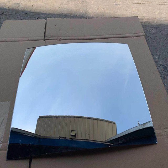 China Manufacturers 1.8mm 2mm 3mm R250-R1800 Wide Angle Convex Concave Curved Bend Bent Mirror for Auto Motor Rearview