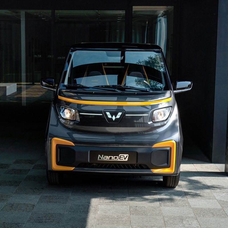 Wholesale 2024 Wuling Nano New Energy Vehicles 3 Door 2 Seats Hatchback 0KM Used Car Wuling Nano Mini Ev Car Electric for Adults