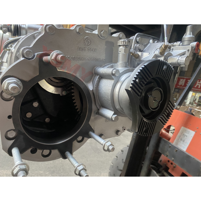High Quality Original Factory Truck Accessories Shaanxi Fast Gear 16JSD240TA 1700010-H0200 Automatic Gearbox Transmission