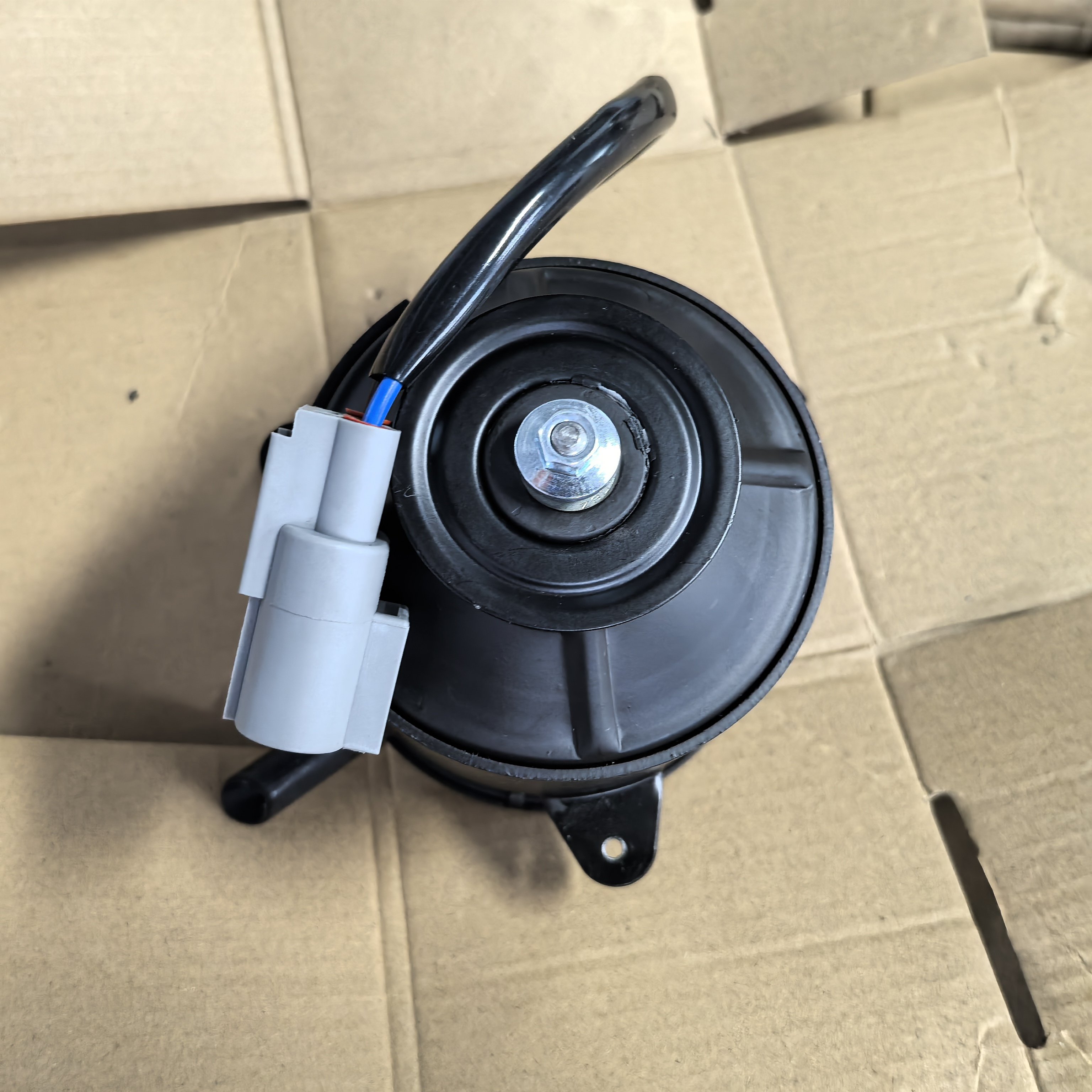 Haoxiang Auto Part High Quality Cooling Fan Motor 162500-7723 16363-74030 for TOYOTA AE101 EXY10 KIA RIO