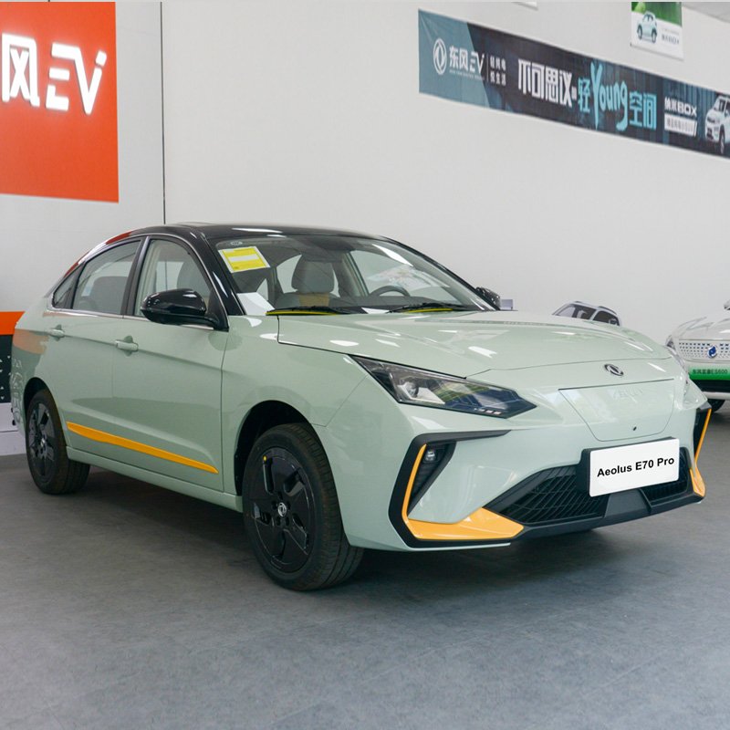 Wholesale Dongfeng Aeolus E70 Pro 2023 5 Seater 2WD Electric Sports Car Ev Car Dongfeng E70 Pro New Cars