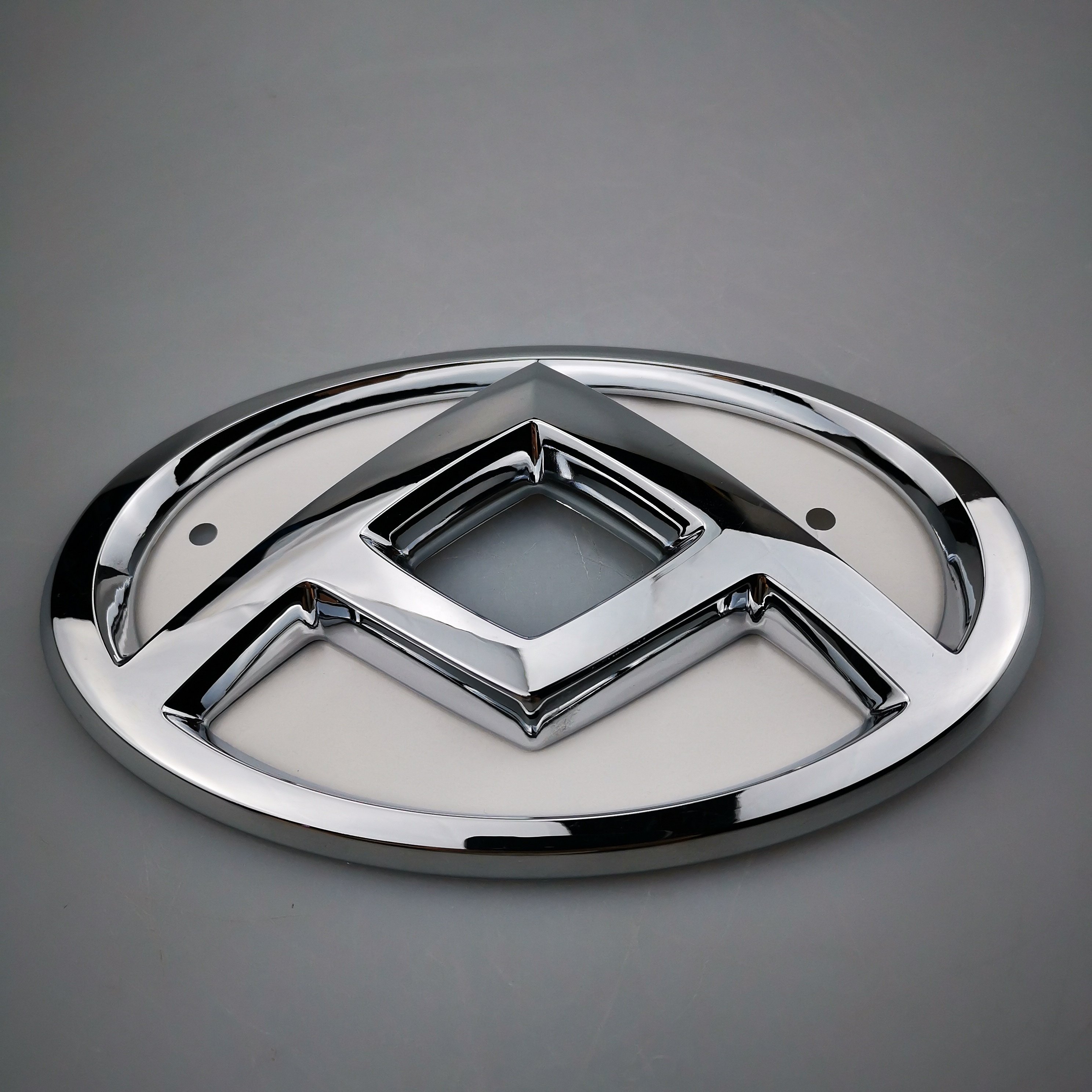 SAIC MAXUS G10 Backend logo C00018964